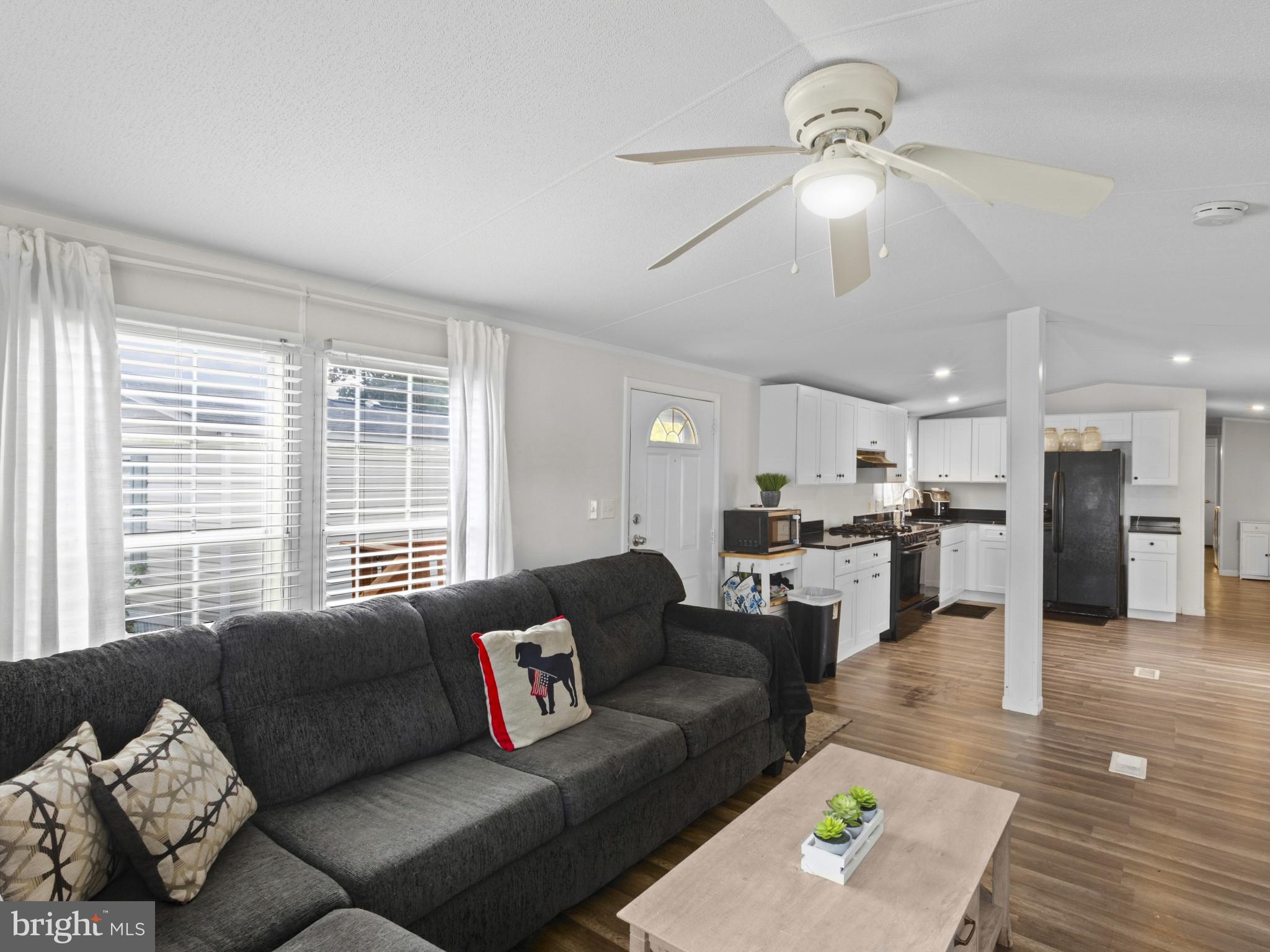 CHESAPEAKE MOBILE COURT - Residential