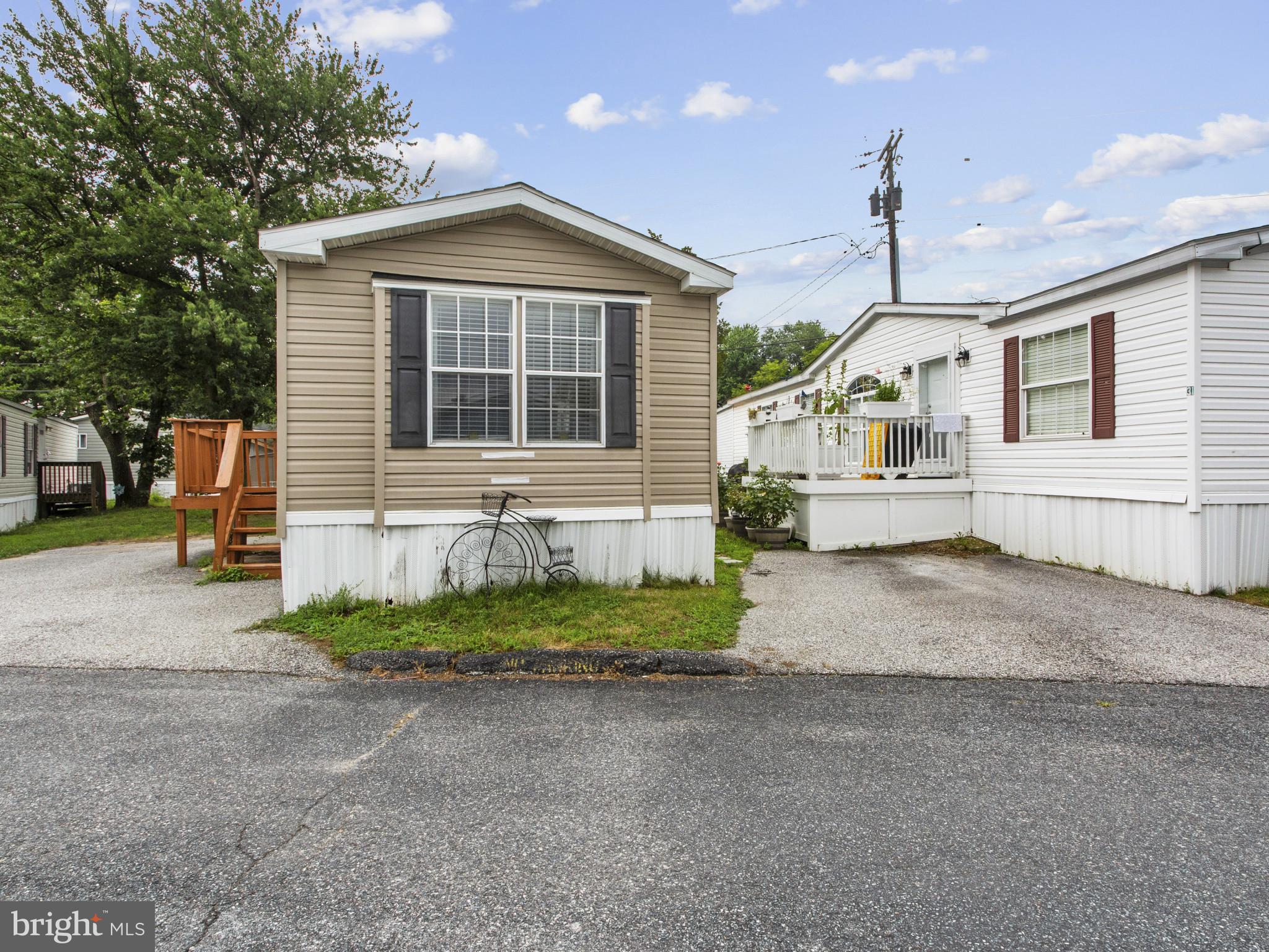 SELLER WILL PAY 6 MONTHS OF BUYERS INITIAL GROUND RENT!!! Buyer must be approved by park.
***Contact Diane 410-859-1515 at Chesapeake Mobile for Residency Application and approval process. Link to apply for ground rental https://apply.bayshorehomesales.com /application/start?community_id=408&source=Bayshore%20Website
 Great Value. Beautifully updated 2 bed, 2 bath home in Chesapeake Mobile Court! Enjoy a freshly renovated bathroom, generous living space, and a move‑in ready interior.  Affordable, updated, and ready for its next owner.