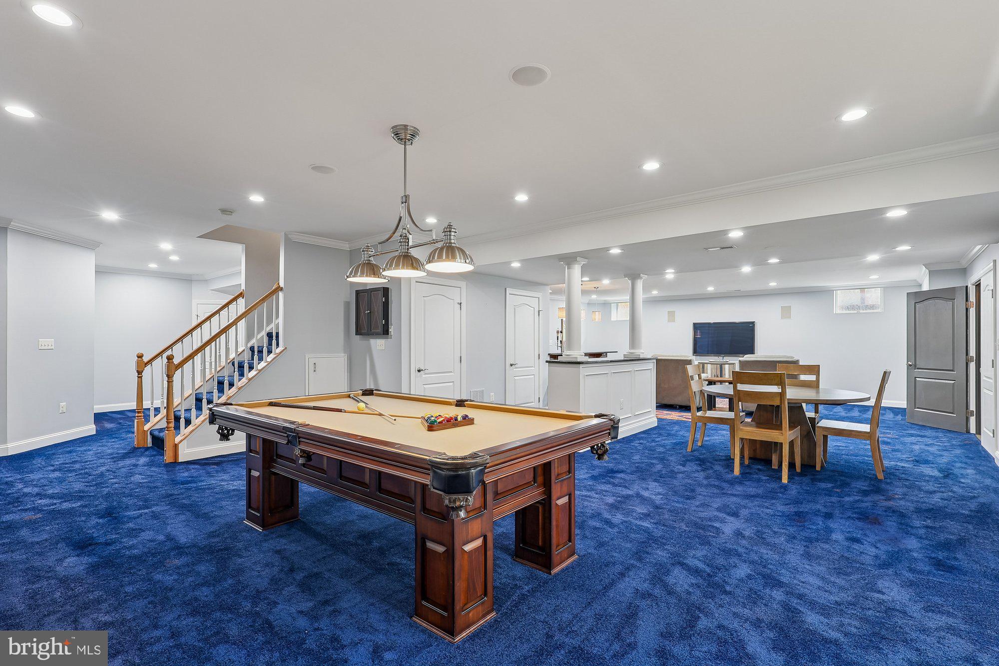 WINDSOR RIDGE - Residential