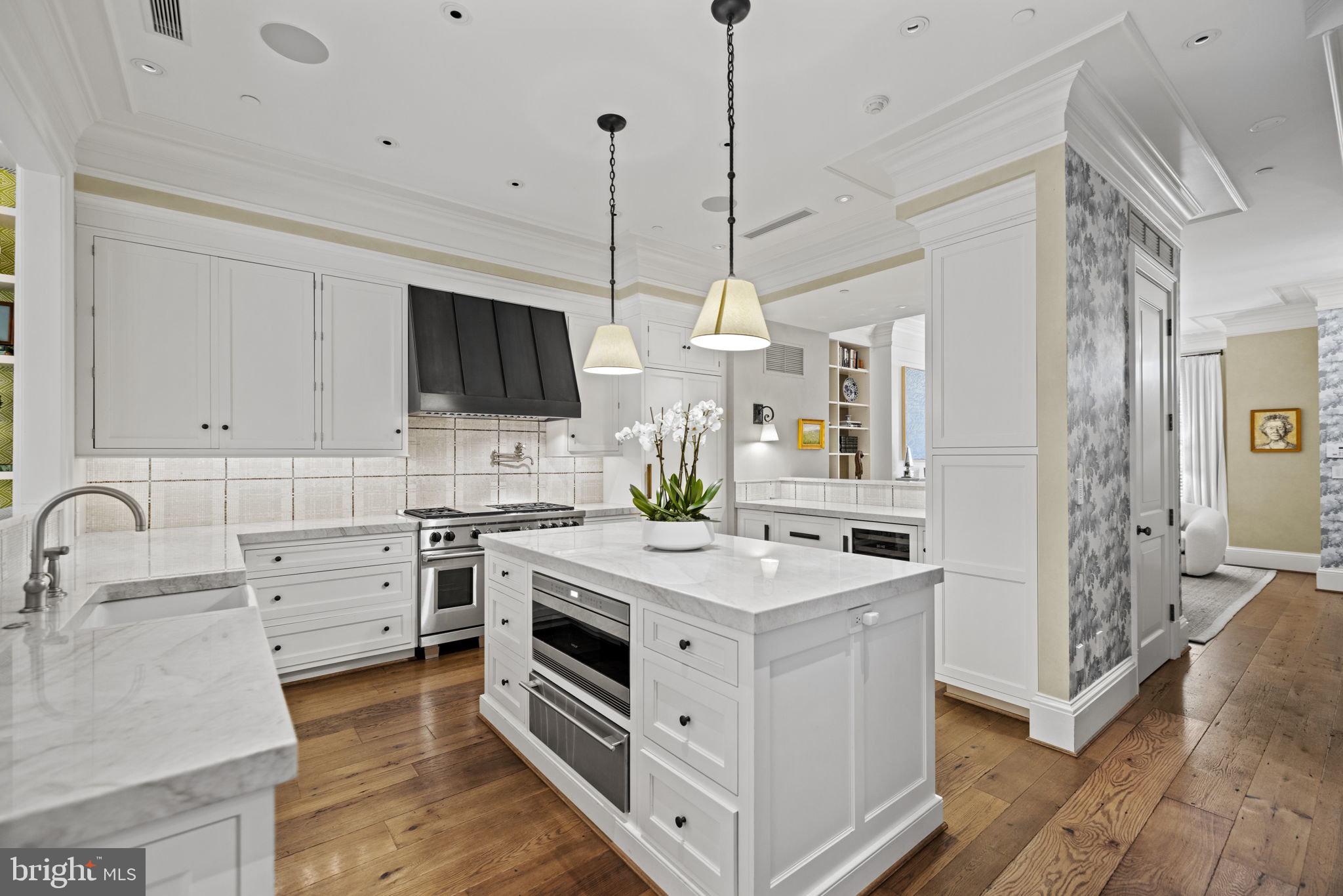 GEORGETOWN - Residential