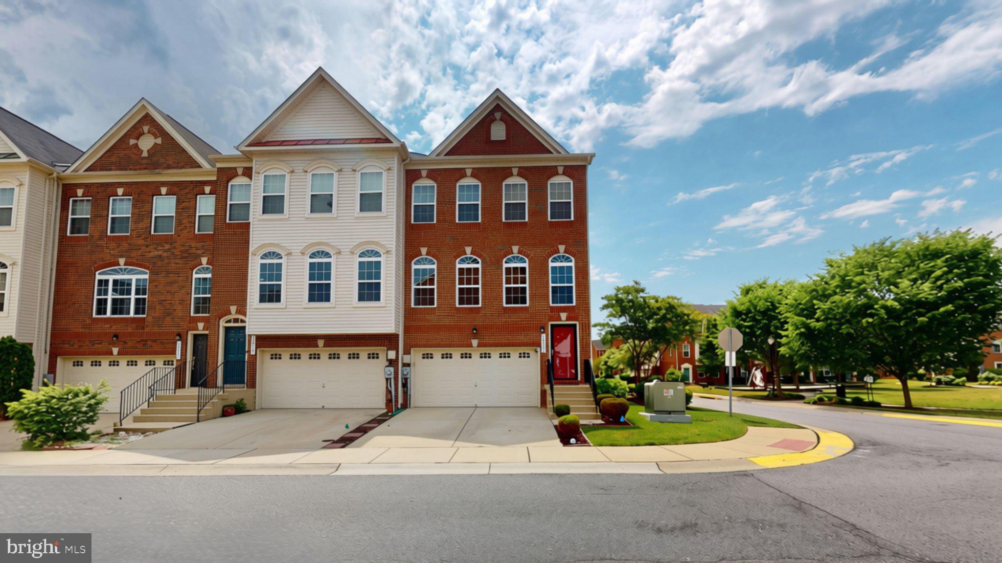 CHELSEA MANOR - Residential