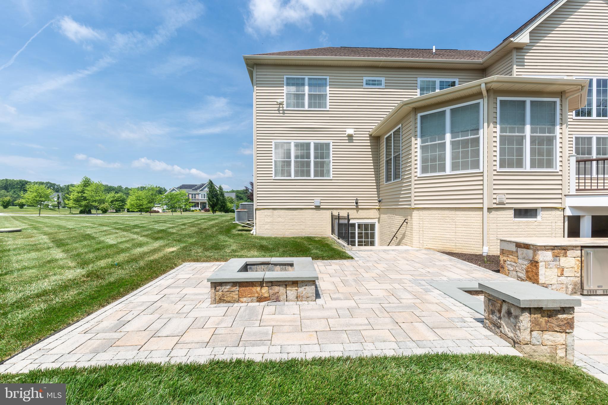 WEATHERSTONE - Residential