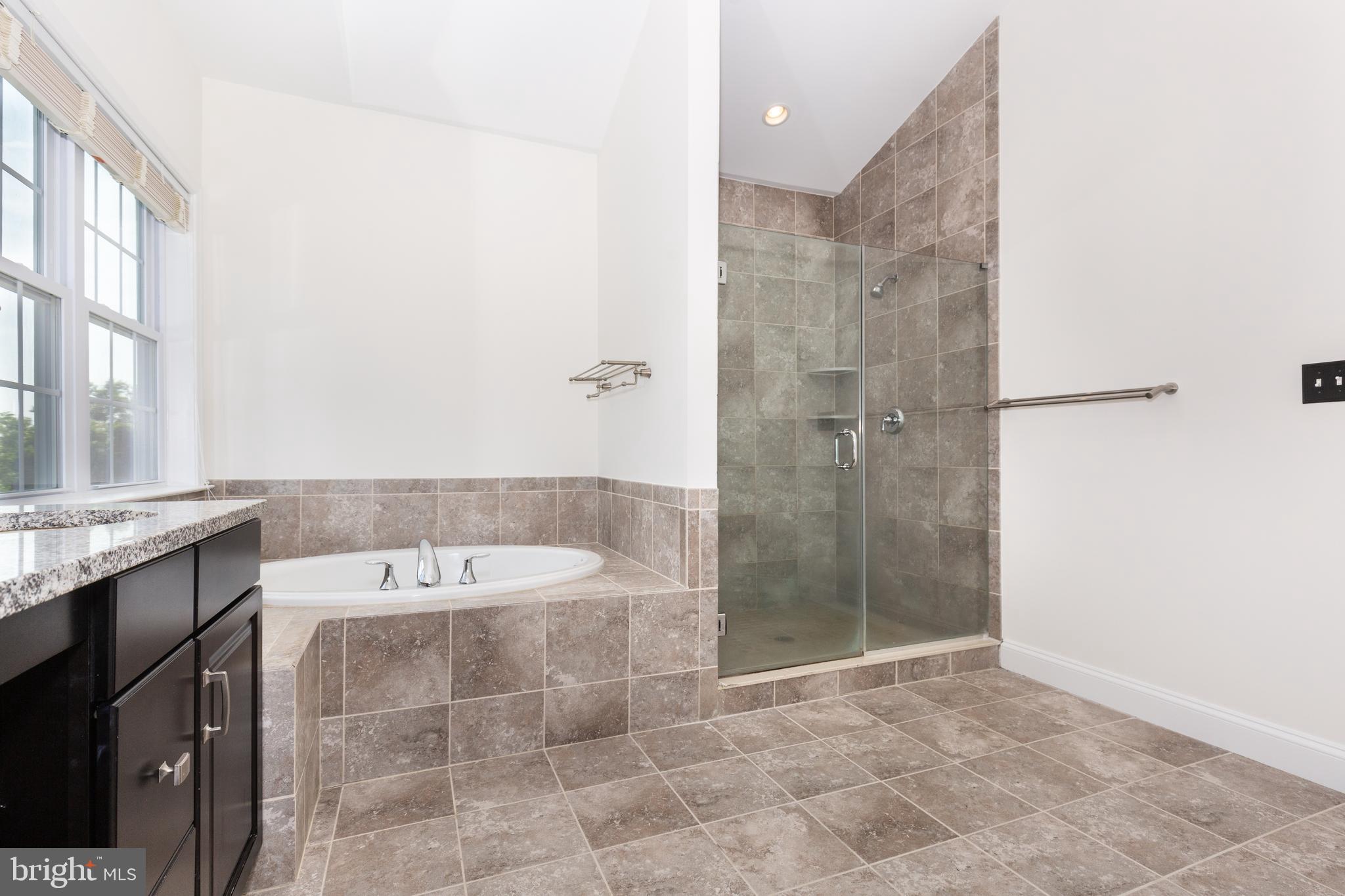 WEATHERSTONE - Residential