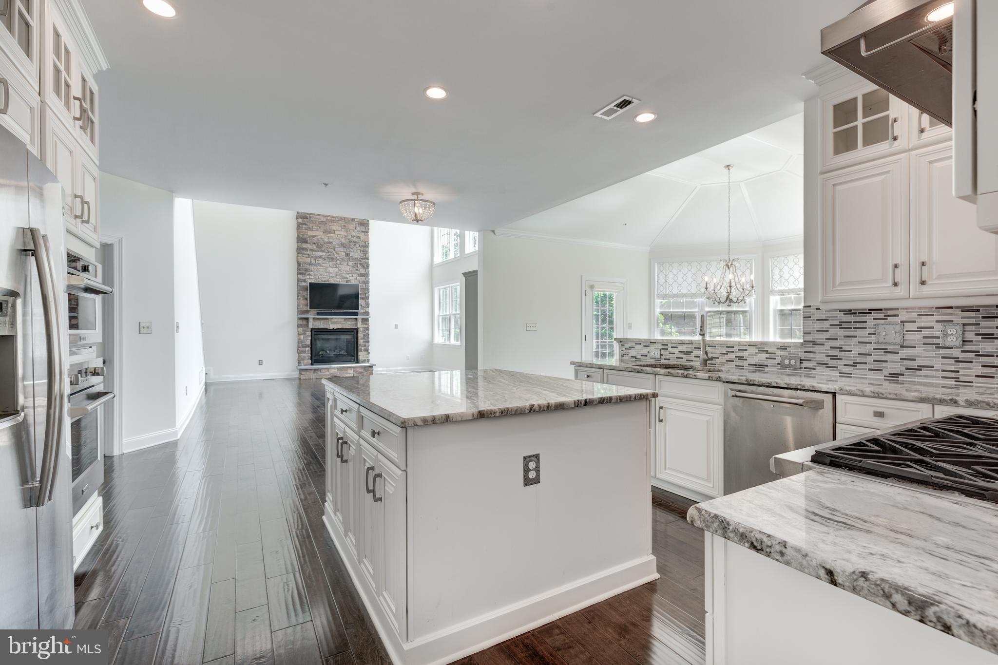 WEATHERSTONE - Residential