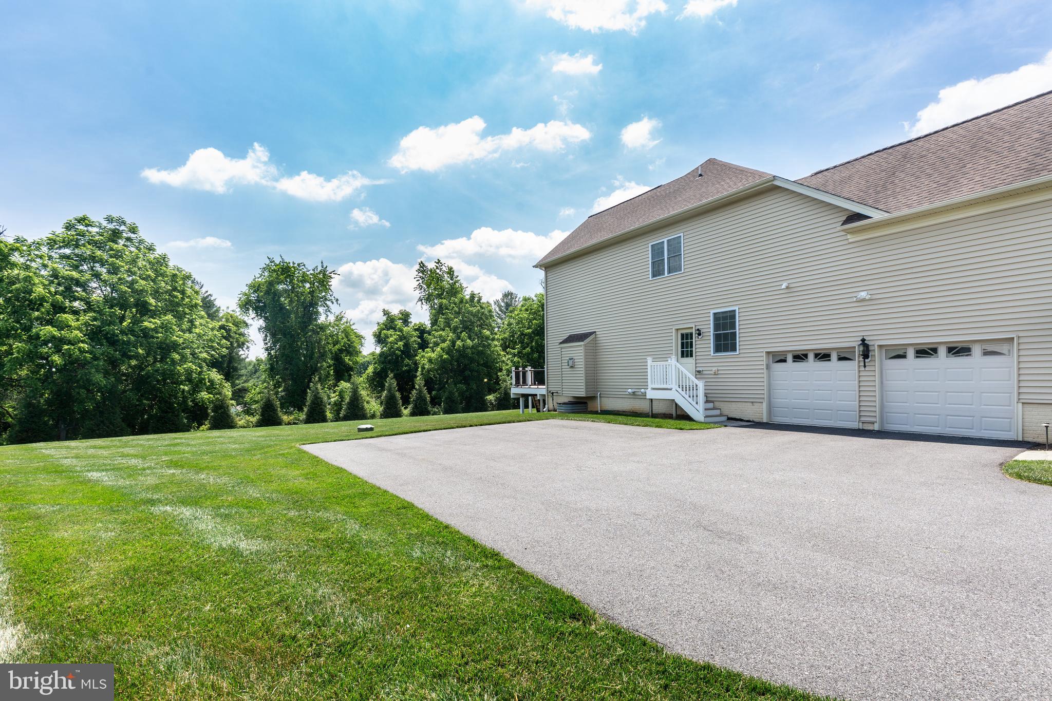 WEATHERSTONE - Residential