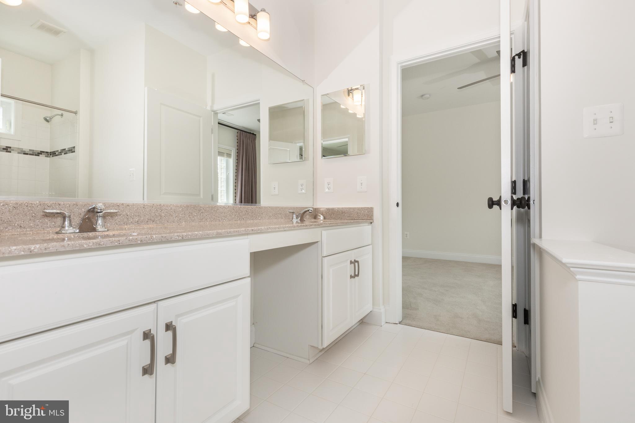 WEATHERSTONE - Residential