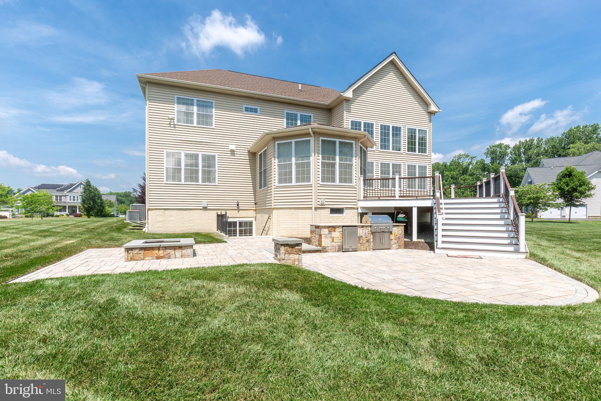 WEATHERSTONE - Residential