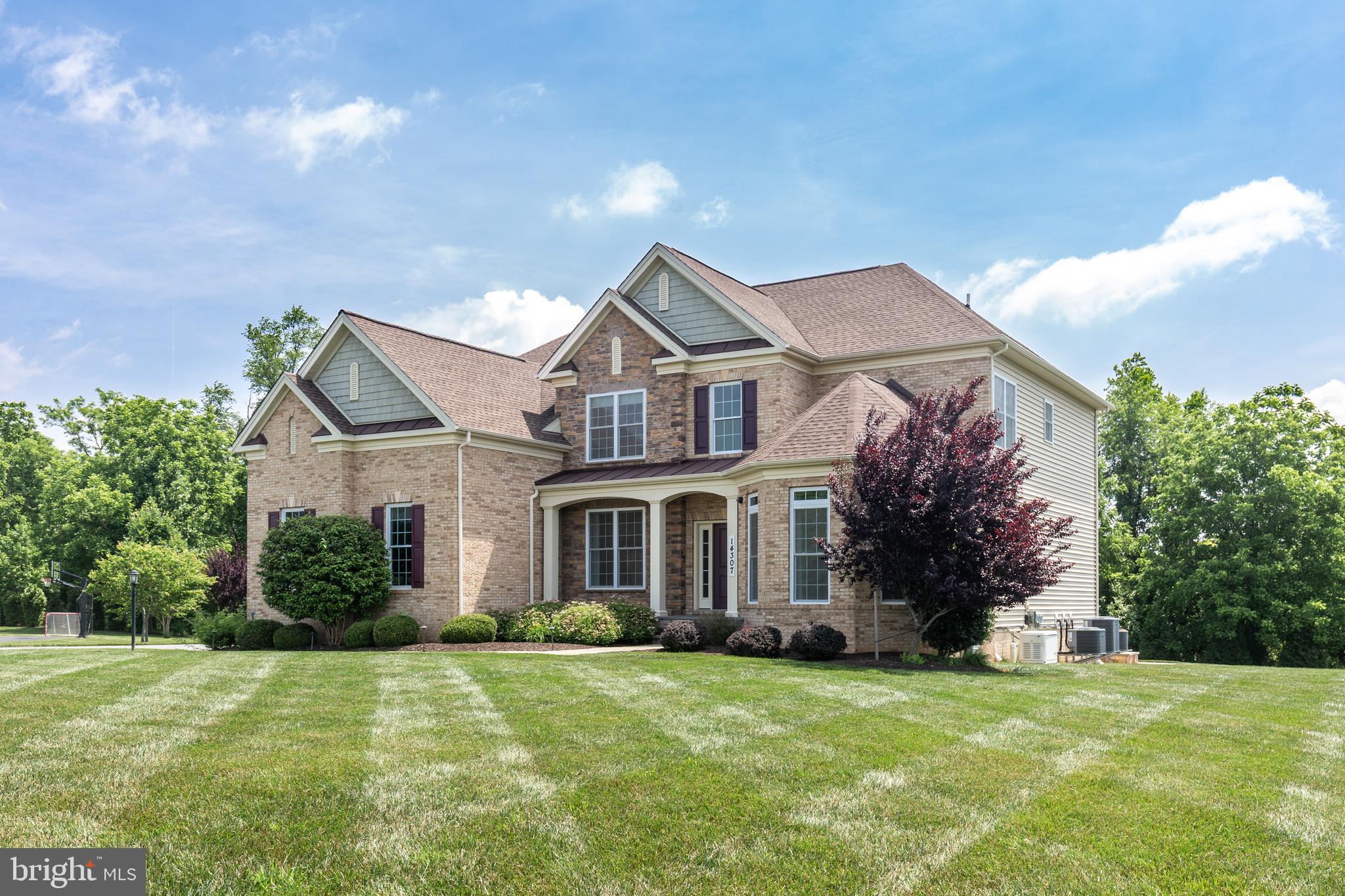 WEATHERSTONE - Residential
