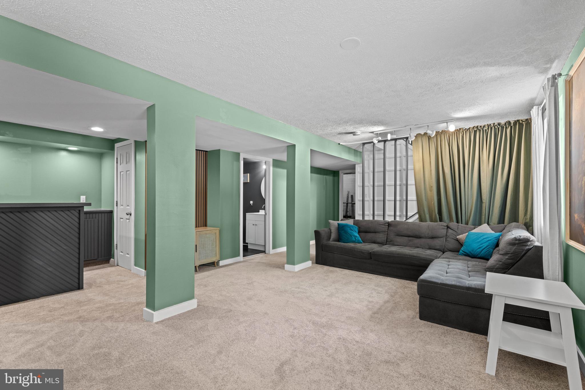 BUCKHILL FARMS - Residential