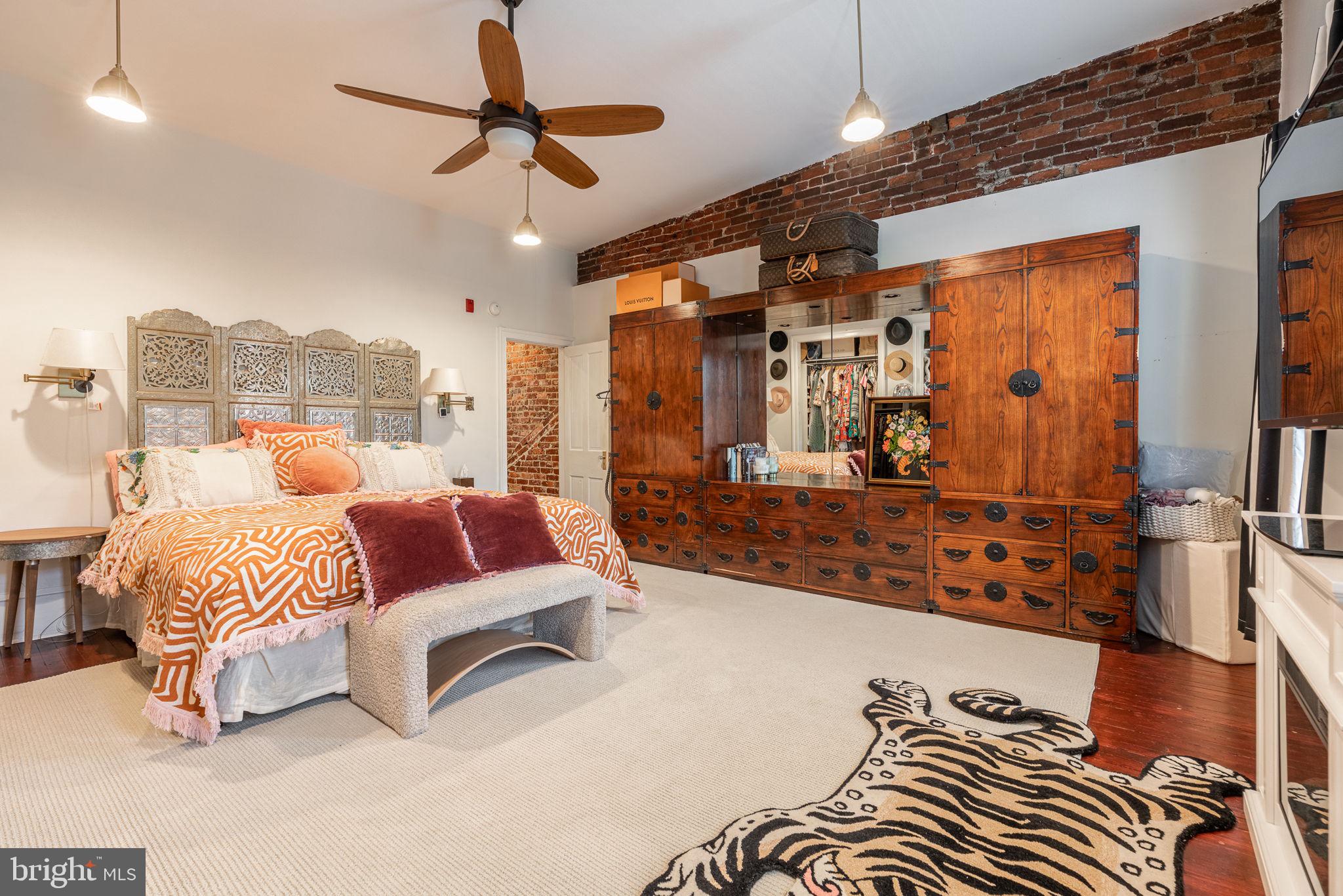 MANAYUNK - Residential Lease