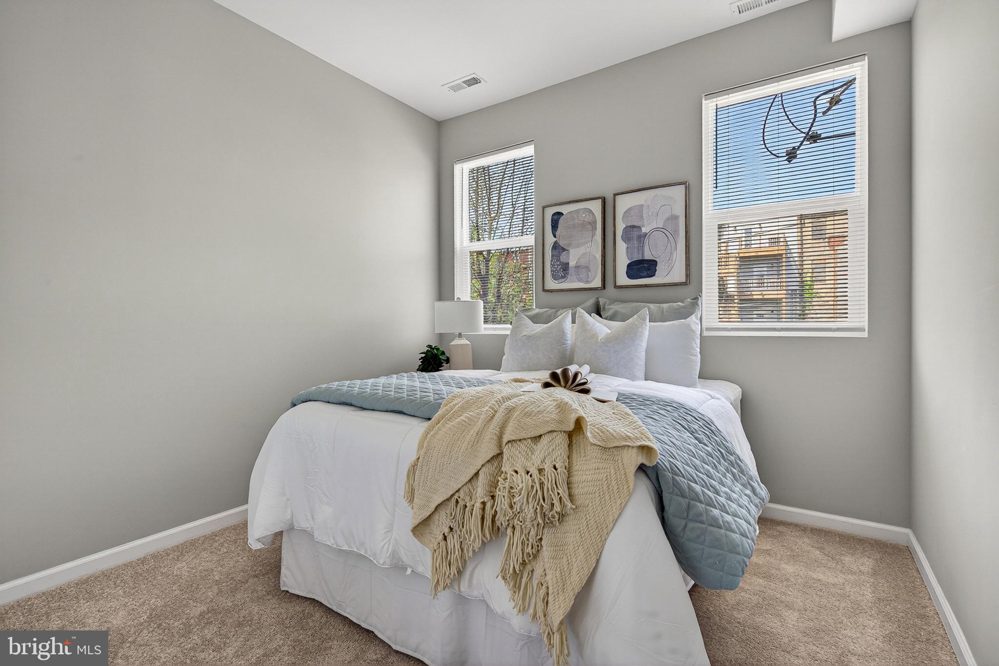 SANDTOWN-WINCHESTER - Residential