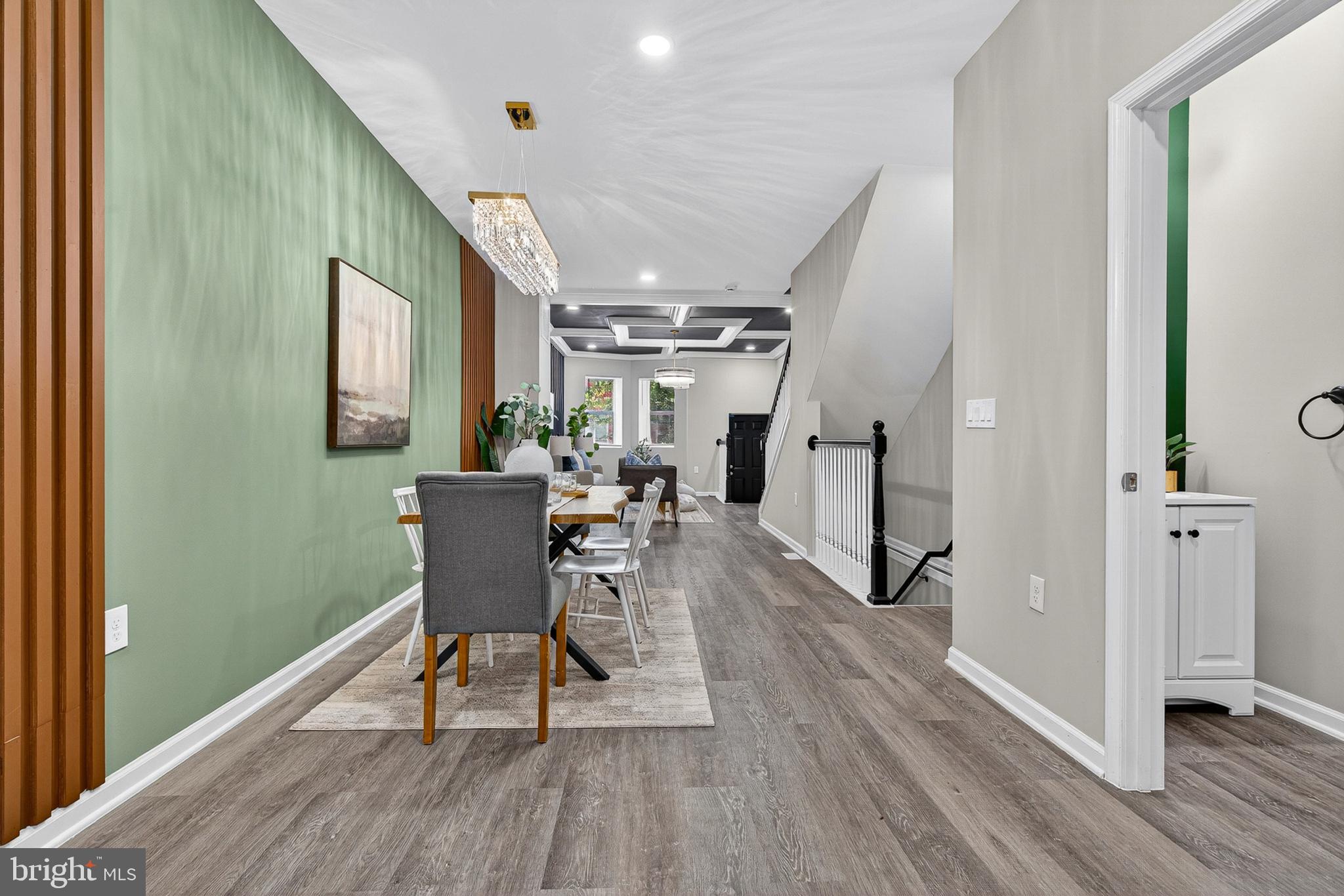 SANDTOWN-WINCHESTER - Residential