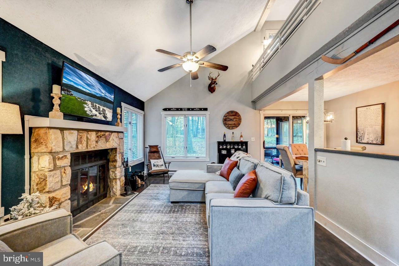 SNOW RIDGE VILLAGE - Residential