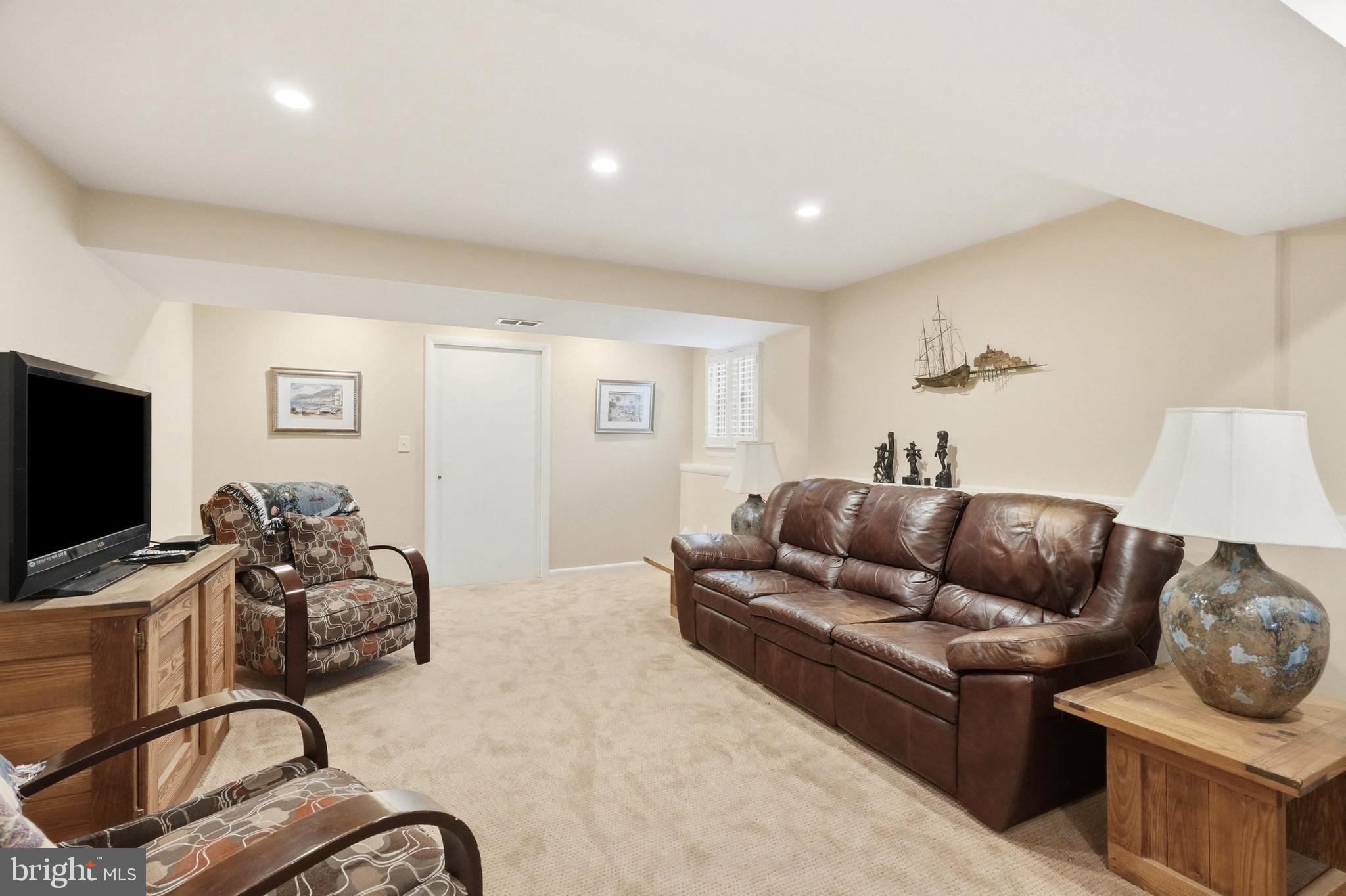HAVERFORD - Residential