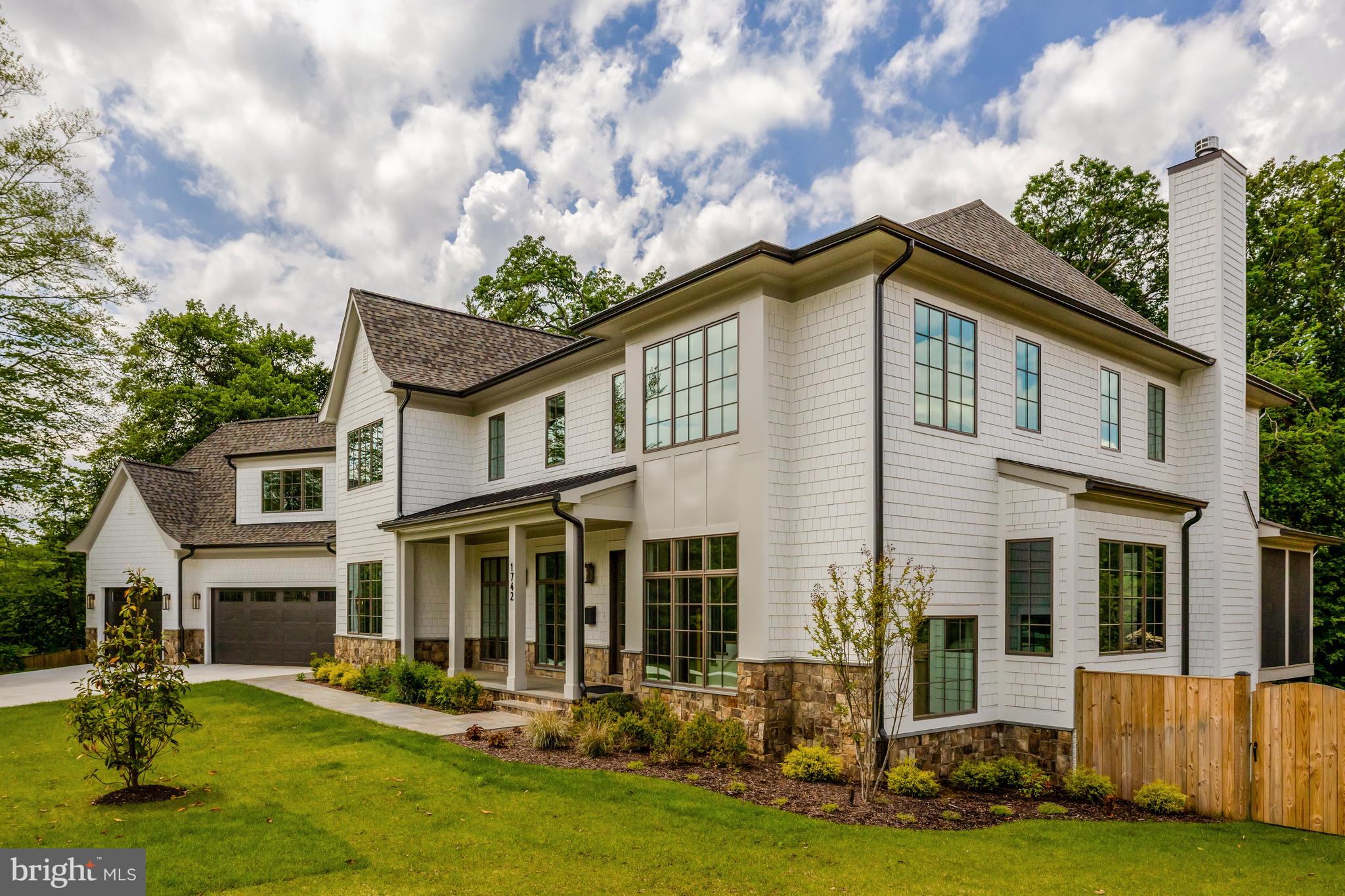 MANORS AT MCNAIR FARMS - Residential