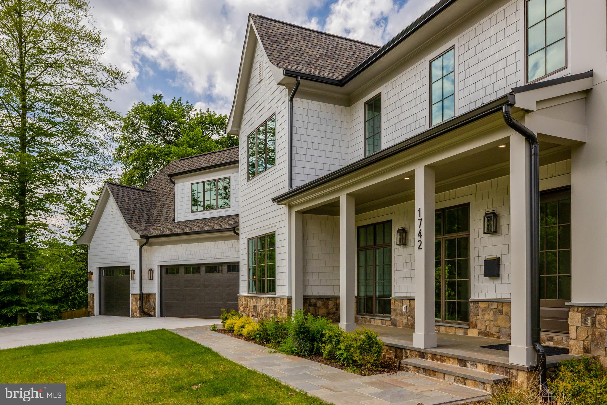 MANORS AT MCNAIR FARMS - Residential