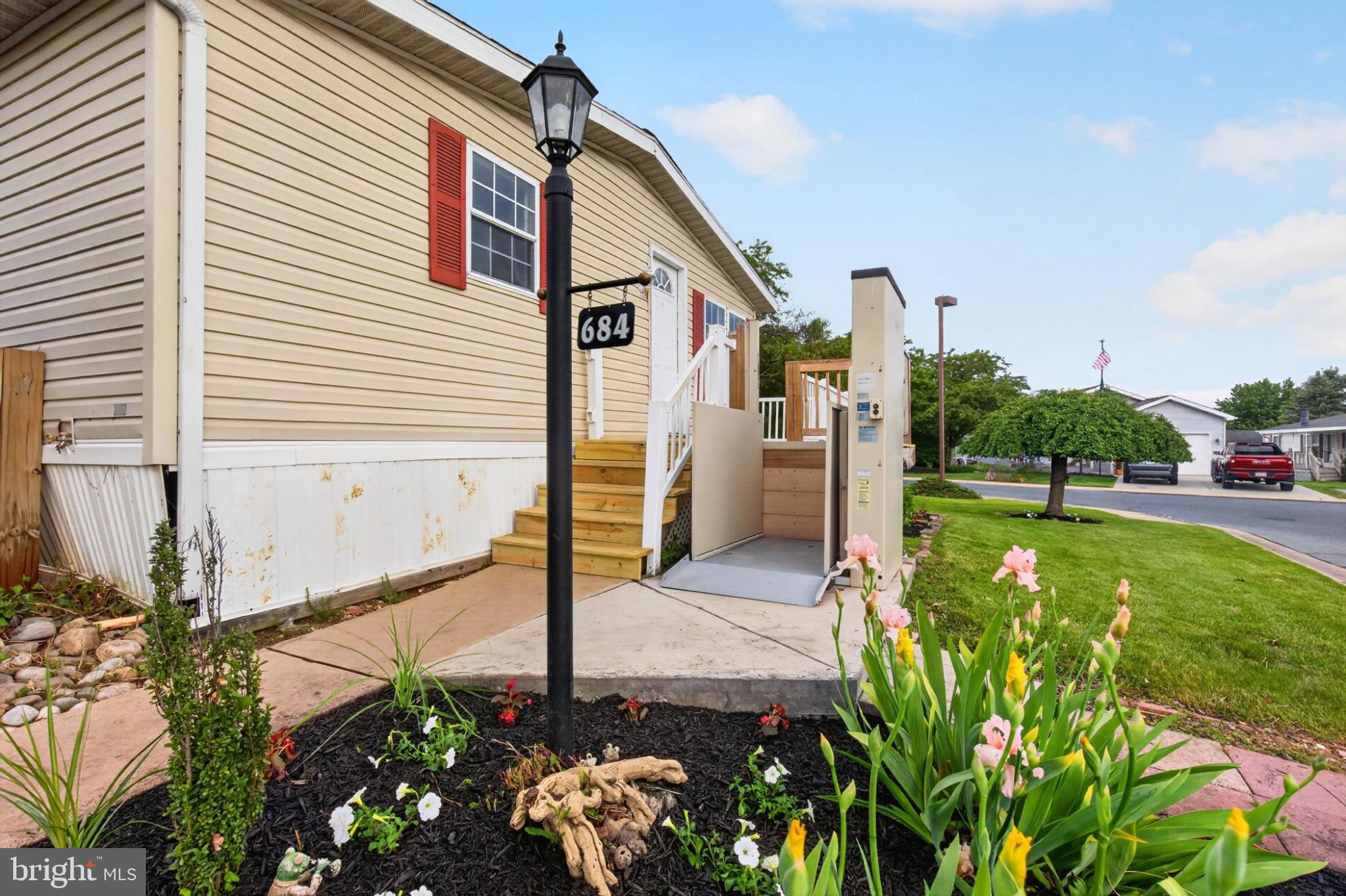 SHADOWSTONE VILLAGE - Residential