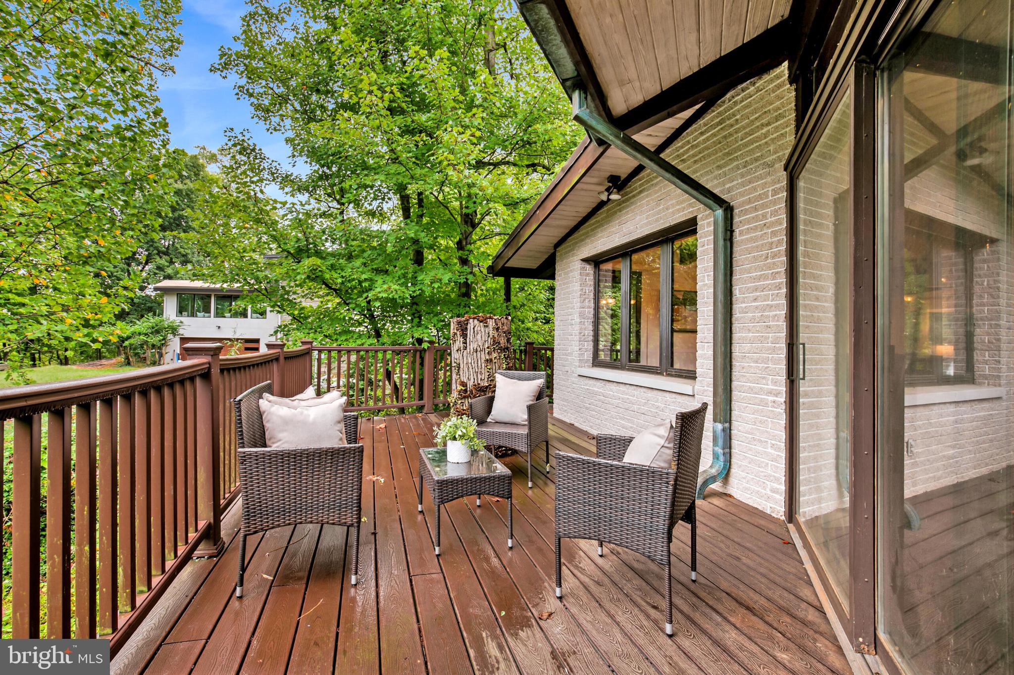 DOVER BALMORAL RIVERWOOD - Residential