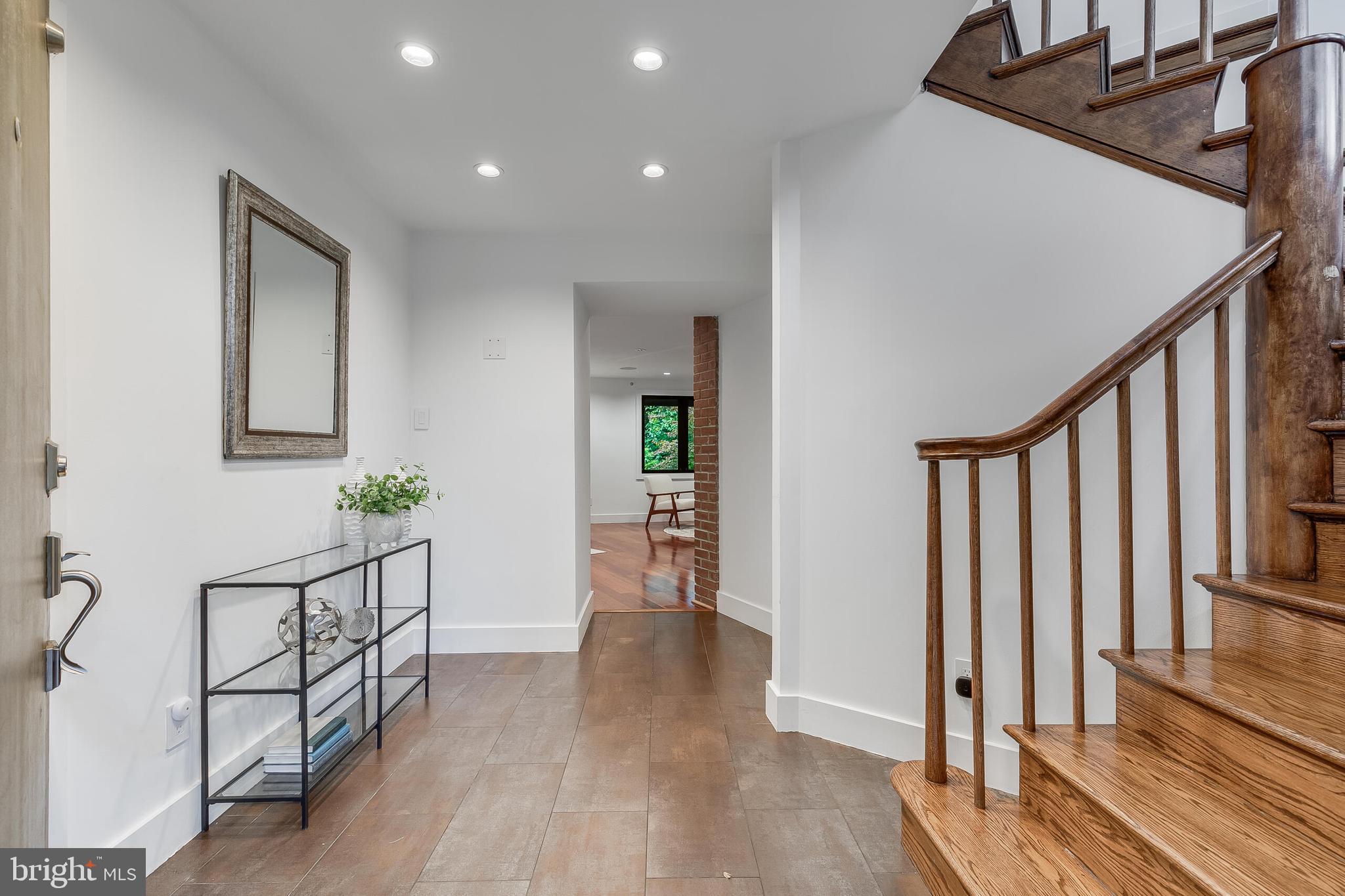 DOVER BALMORAL RIVERWOOD - Residential