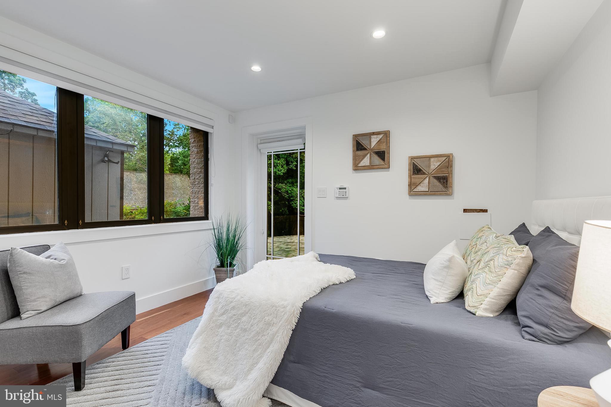 DOVER BALMORAL RIVERWOOD - Residential