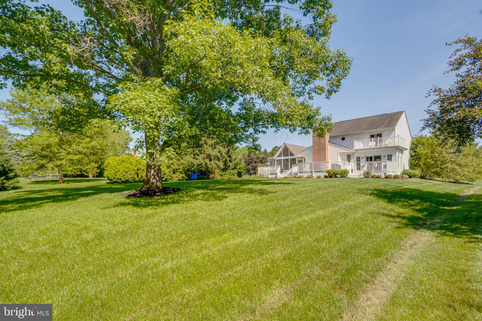 TUDOR MANOR - Residential