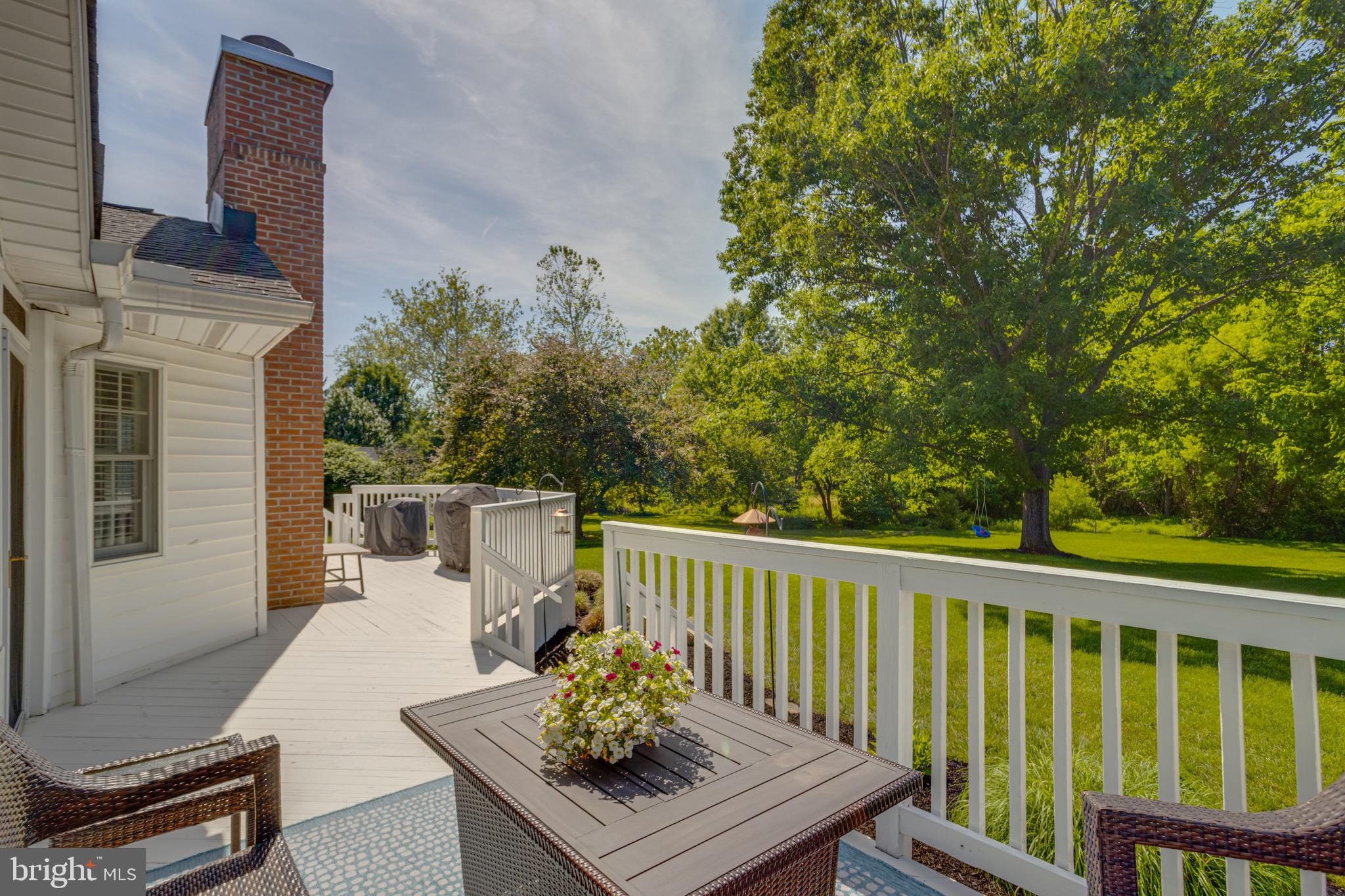 TUDOR MANOR - Residential