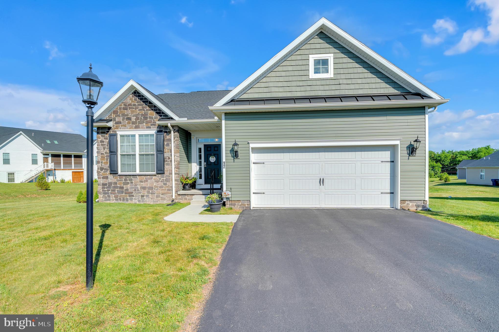CUMBERLAND VILLAGE - Residential