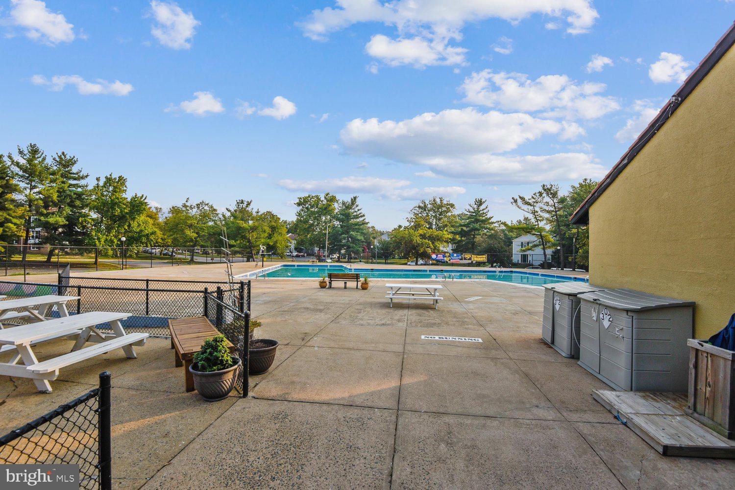 SARATOGA - Residential