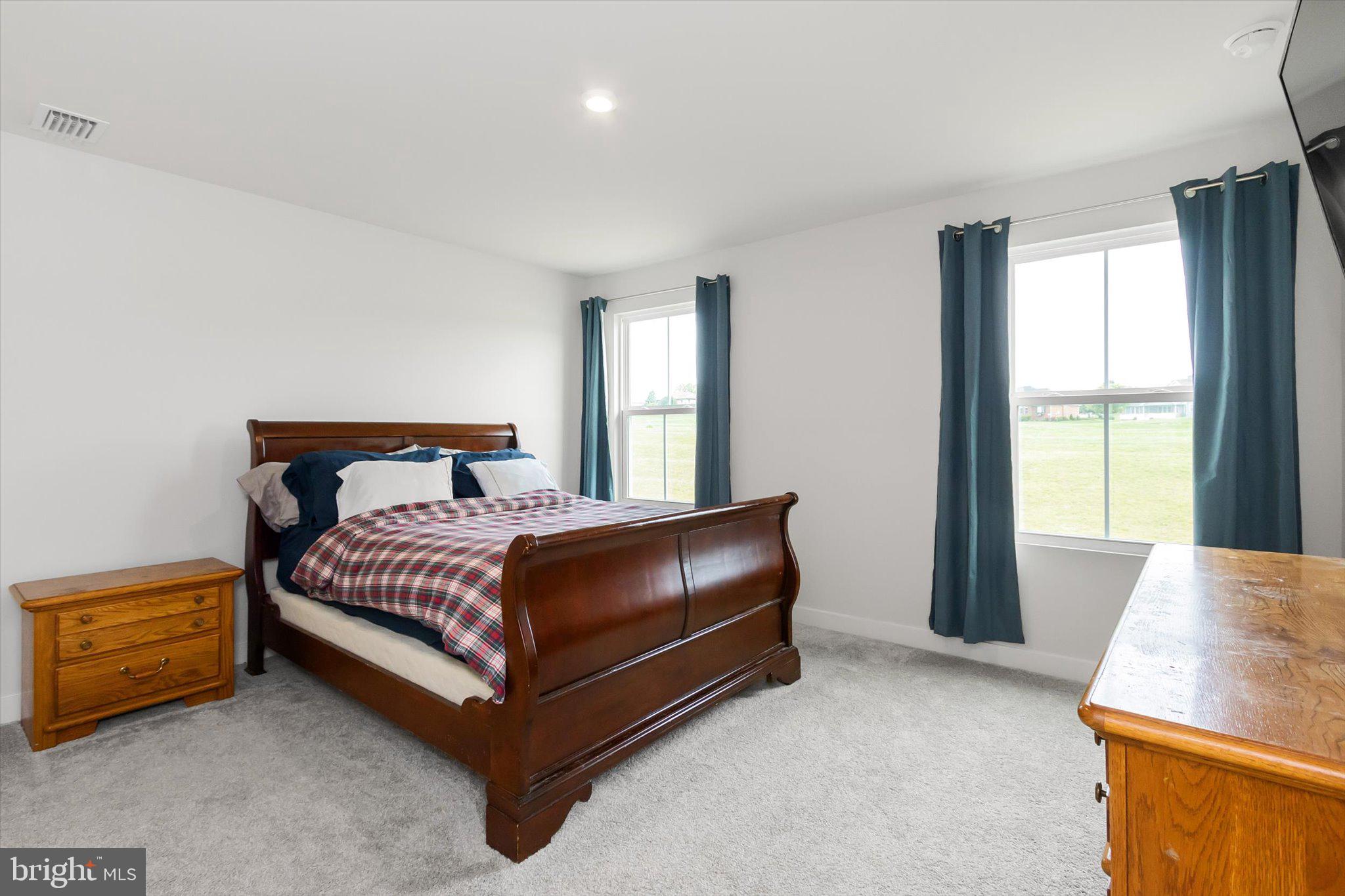 THE VILLAGE AT SMITH CREEK - Residential