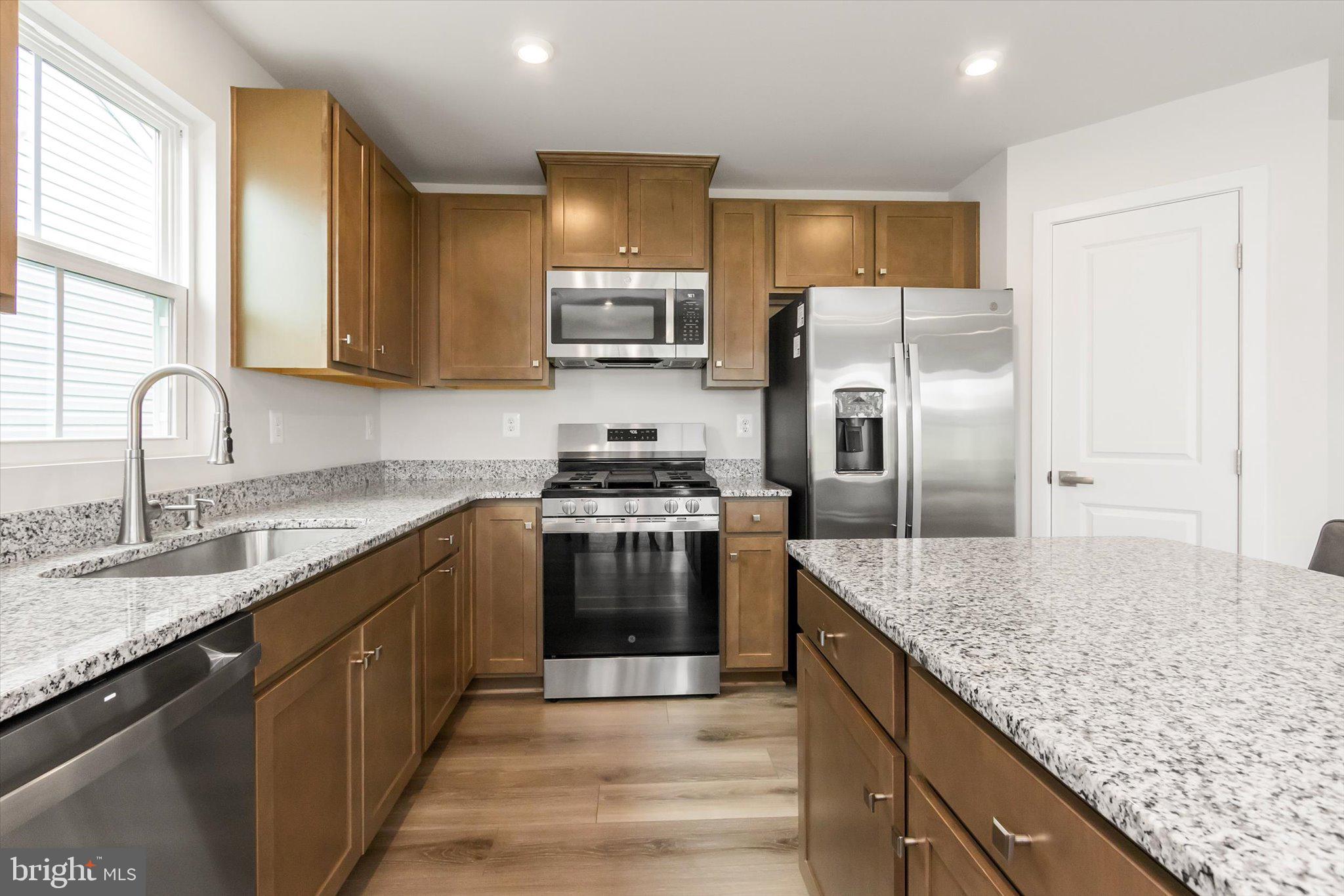 THE VILLAGE AT SMITH CREEK - Residential