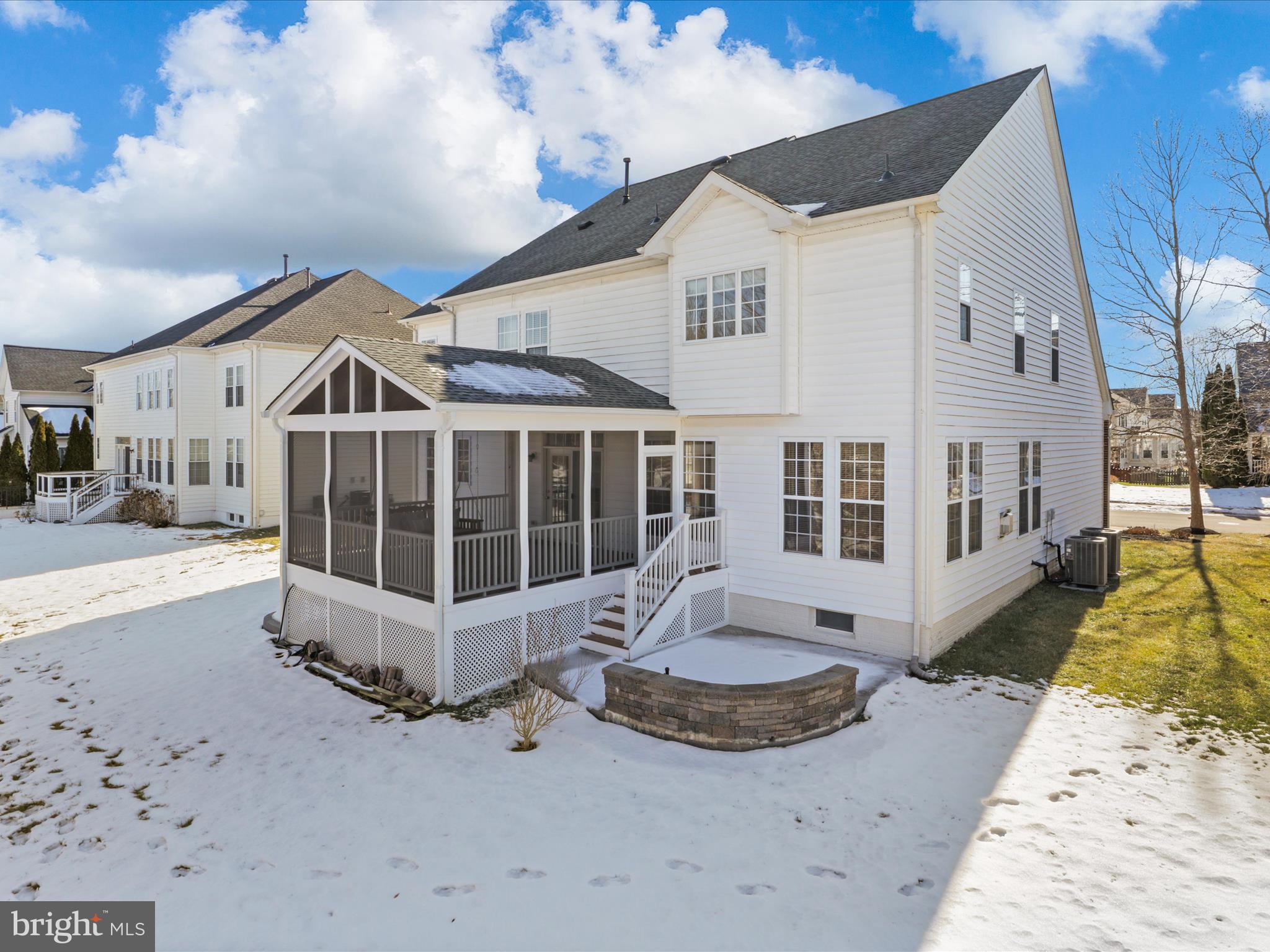 STONE RIDGE - Residential