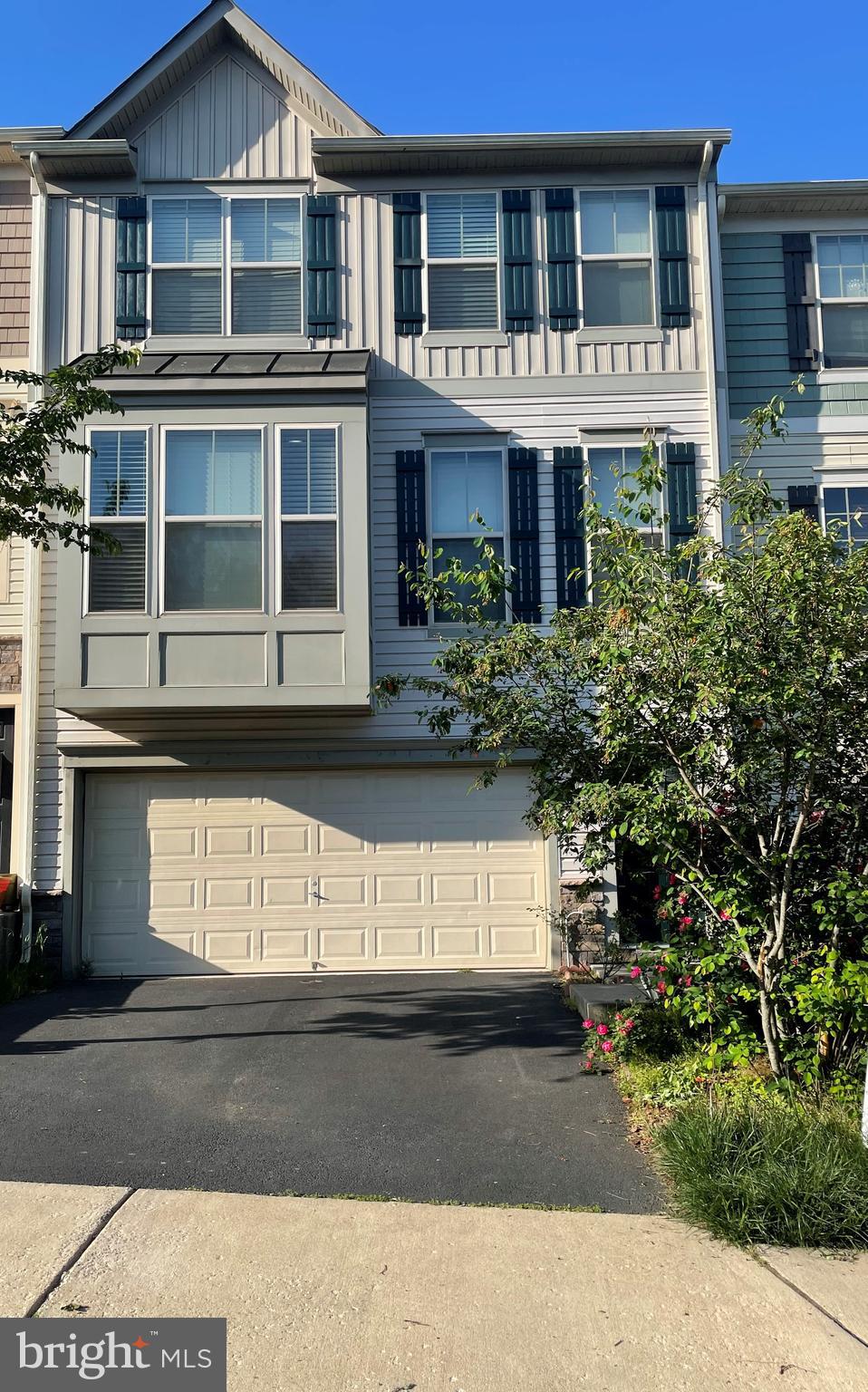 ALEXANDERS CHASE - Residential Lease