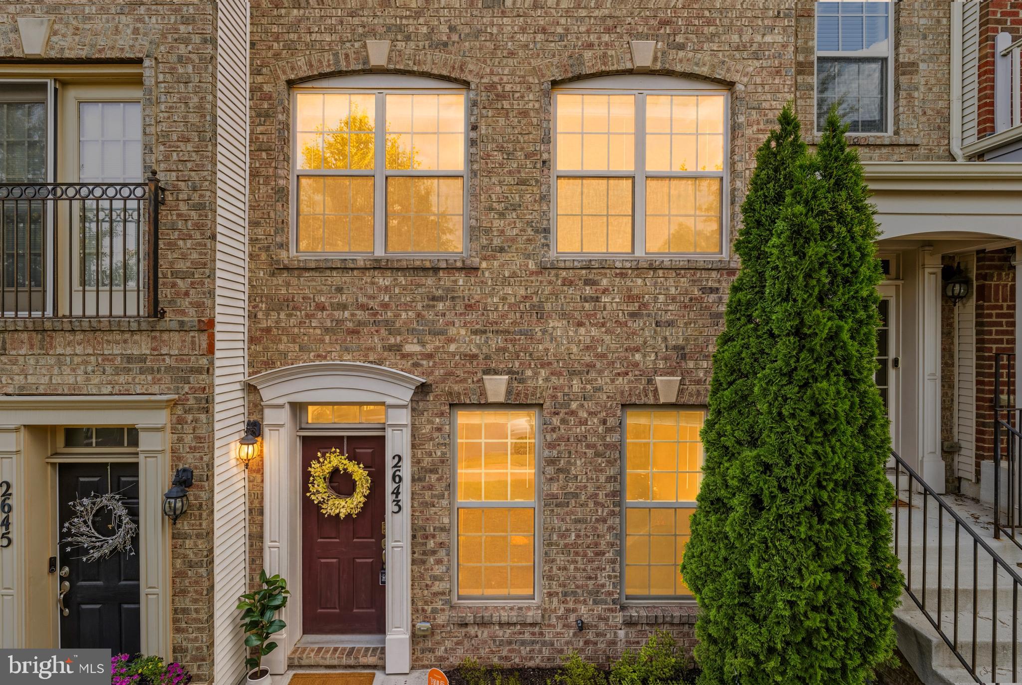 WOODMORE TOWNE CENTRE - Residential