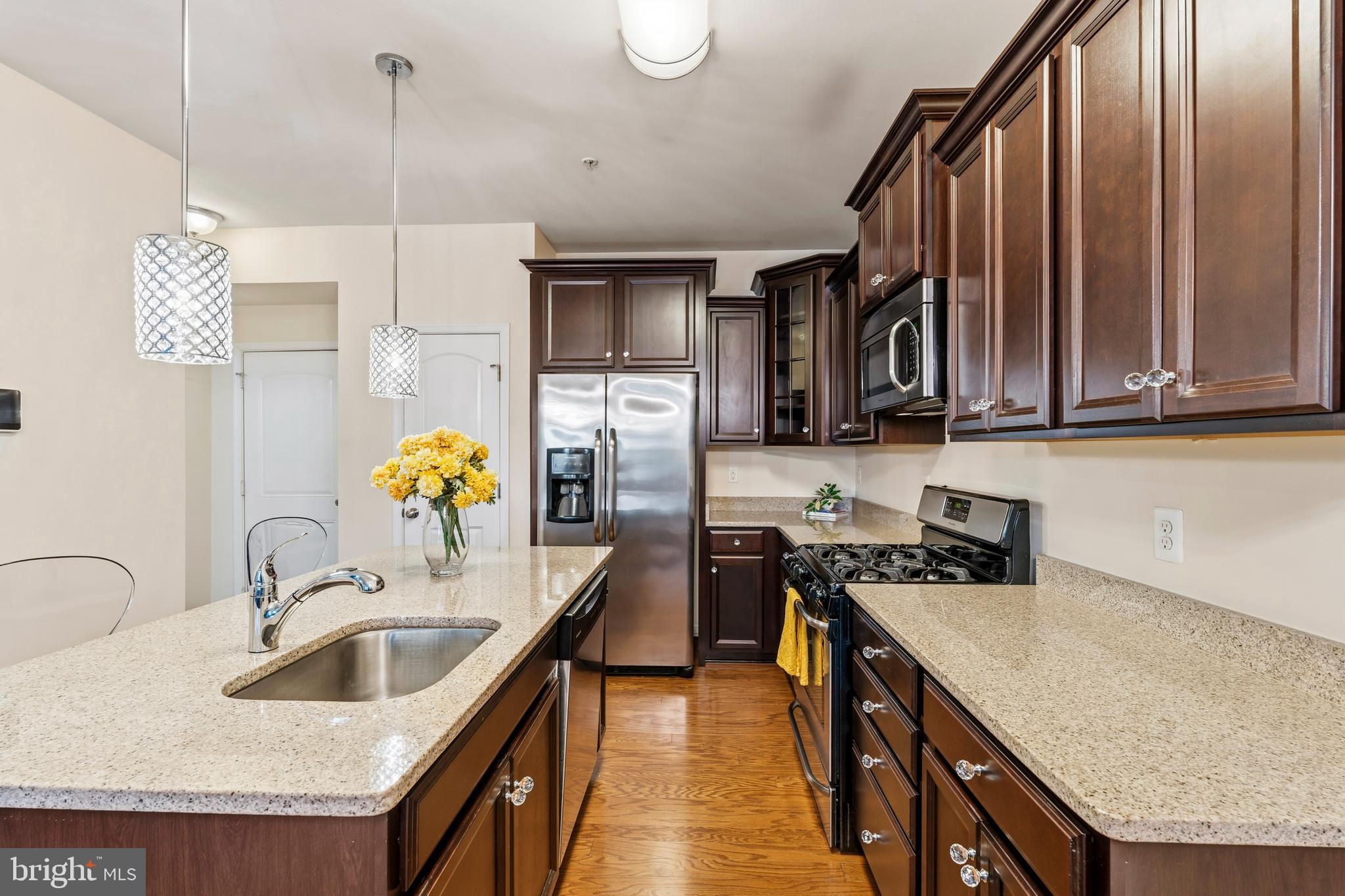WOODMORE TOWNE CENTRE - Residential
