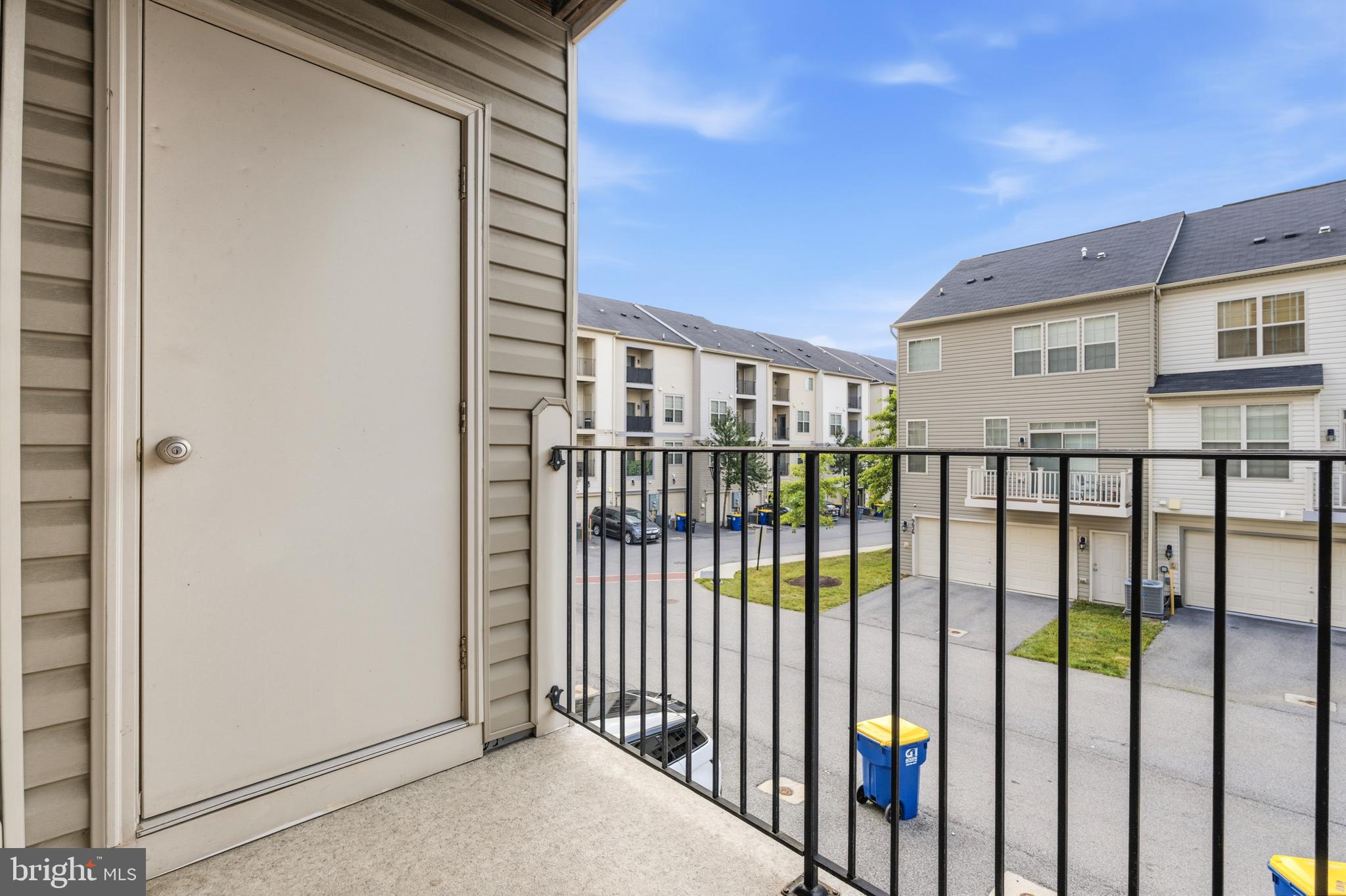 WOODMORE TOWNE CENTRE - Residential