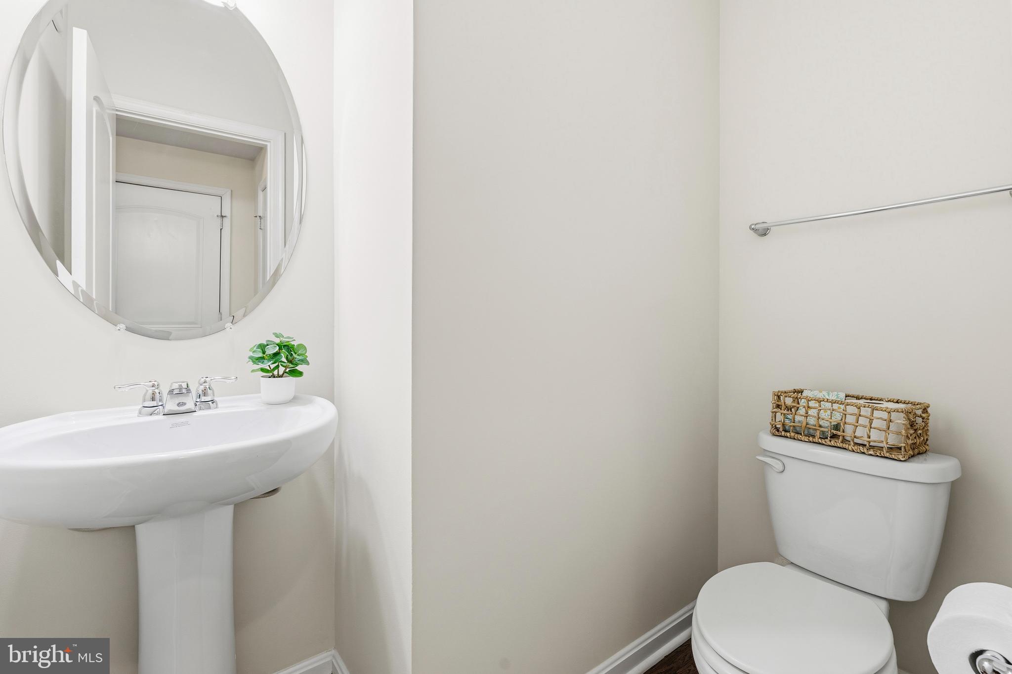 WOODMORE TOWNE CENTRE - Residential