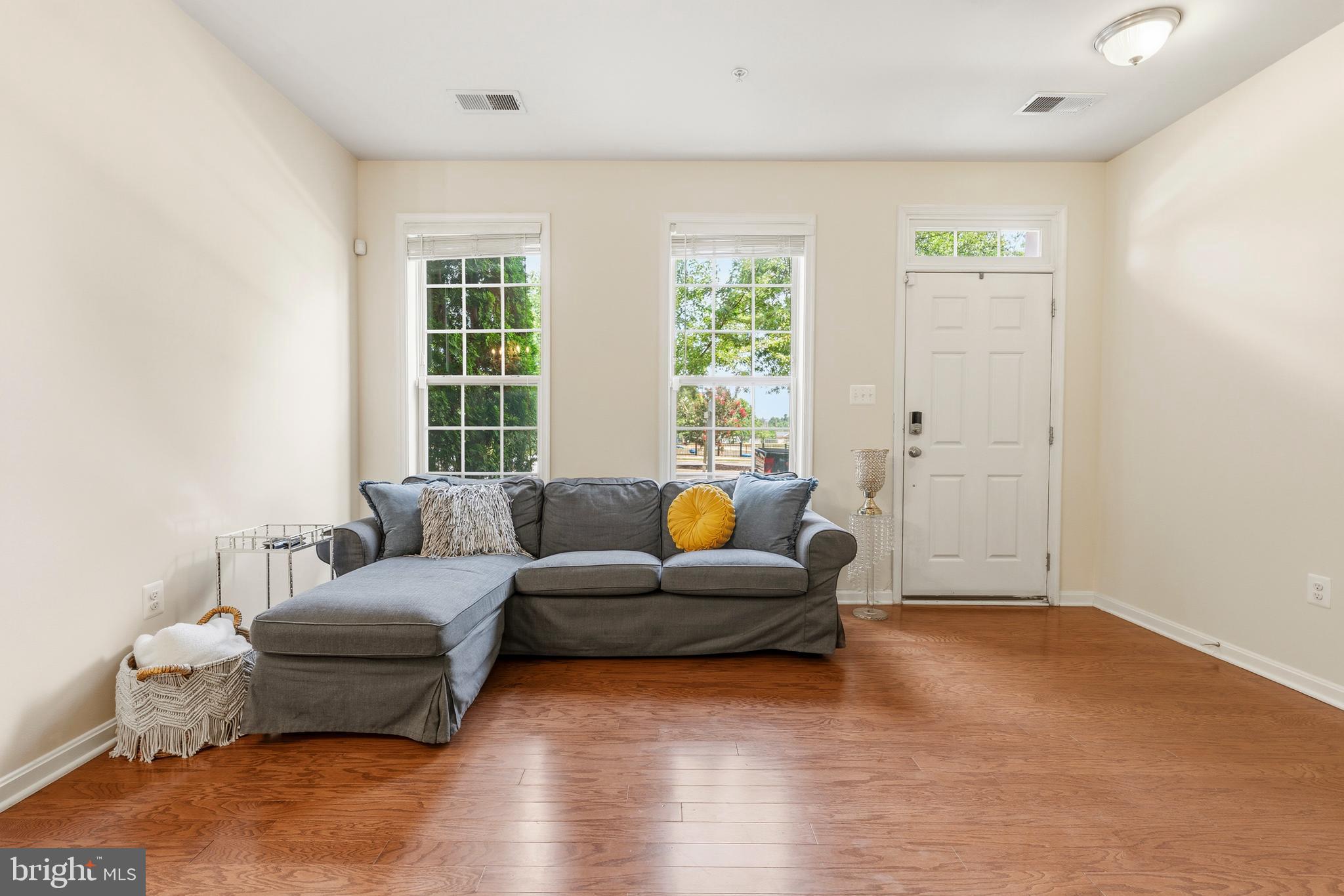 WOODMORE TOWNE CENTRE - Residential