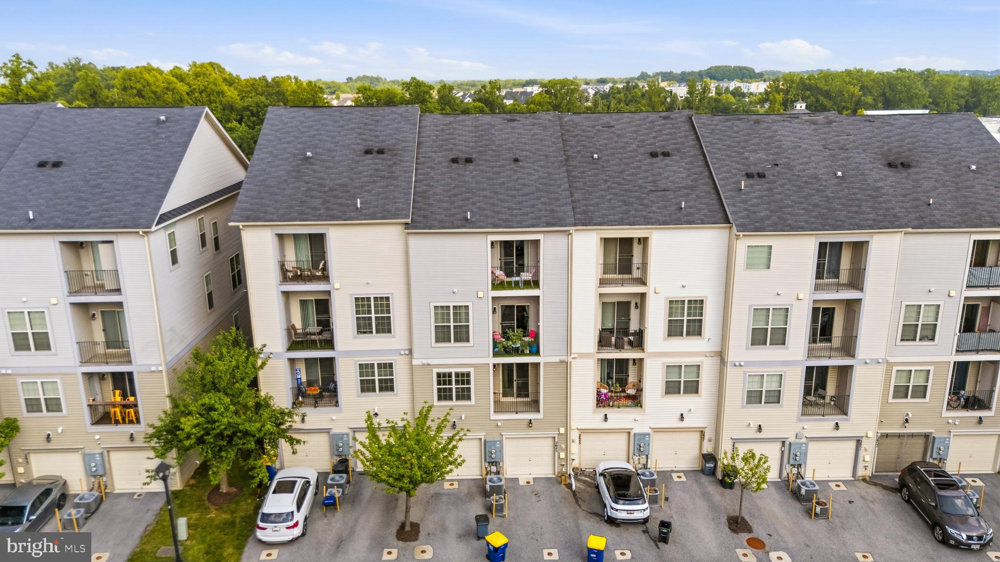 WOODMORE TOWNE CENTRE - Residential