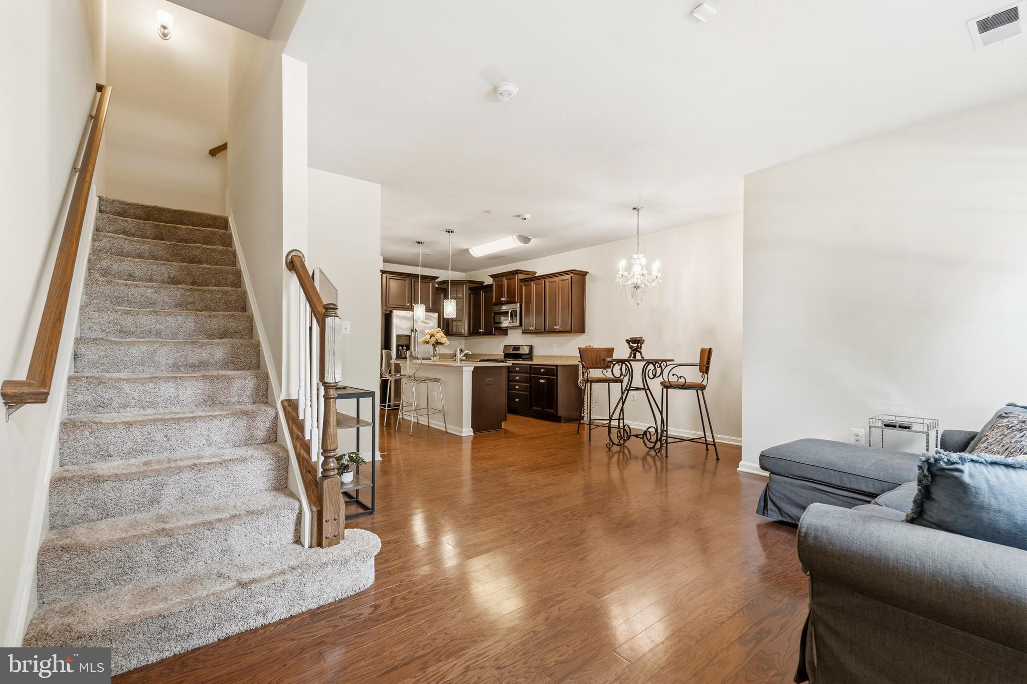 WOODMORE TOWNE CENTRE - Residential
