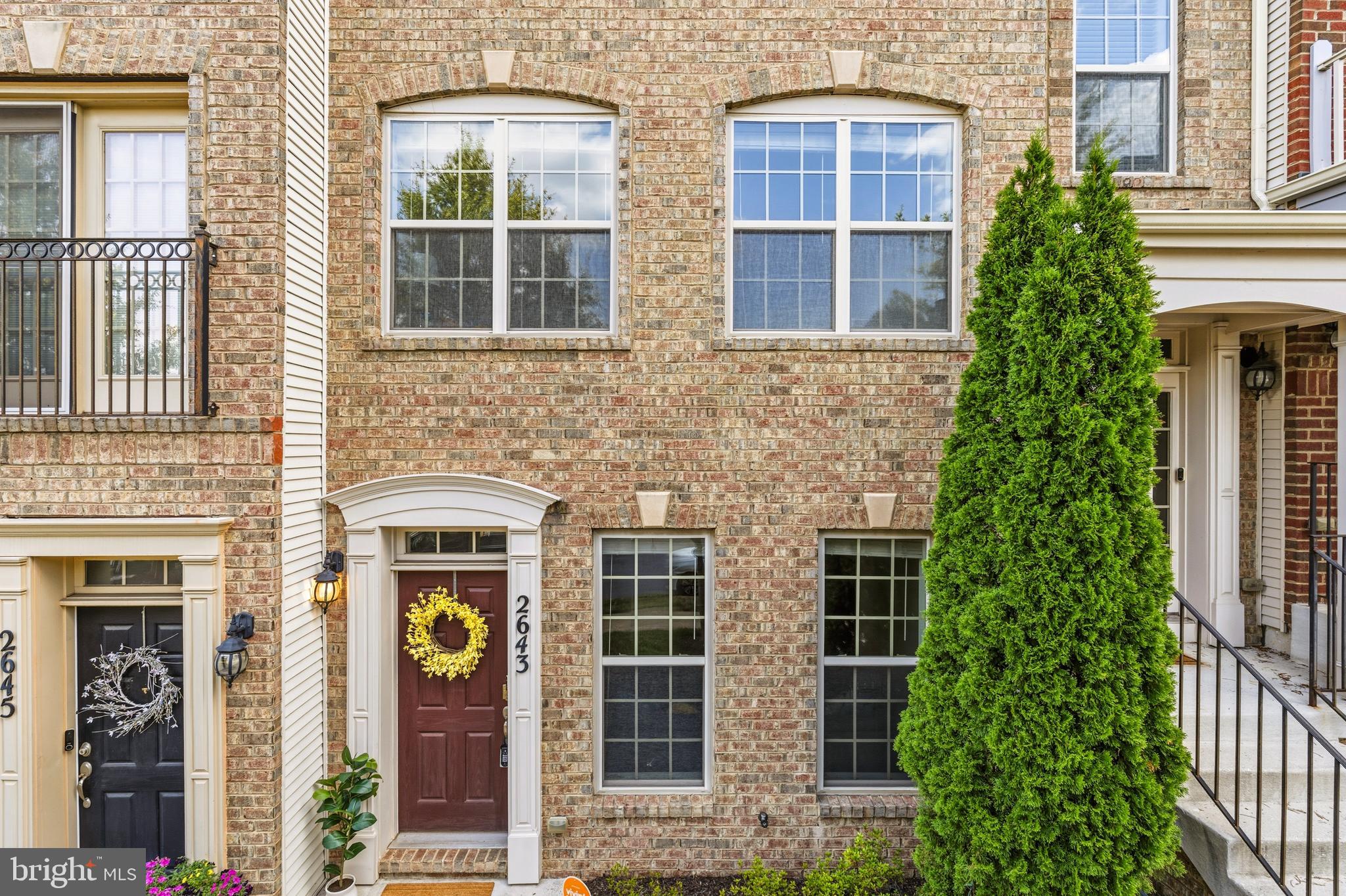 WOODMORE TOWNE CENTRE - Residential