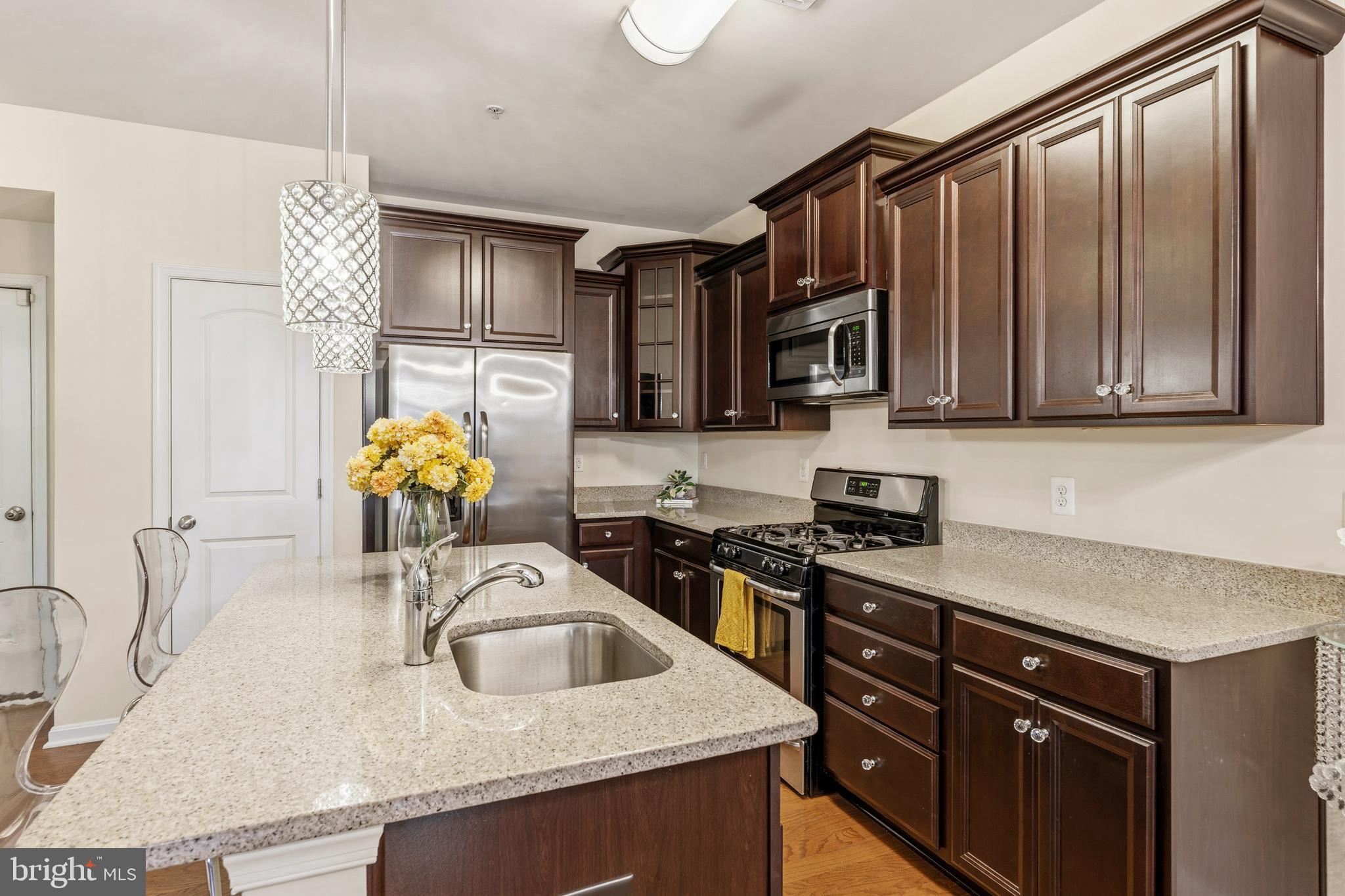 WOODMORE TOWNE CENTRE - Residential