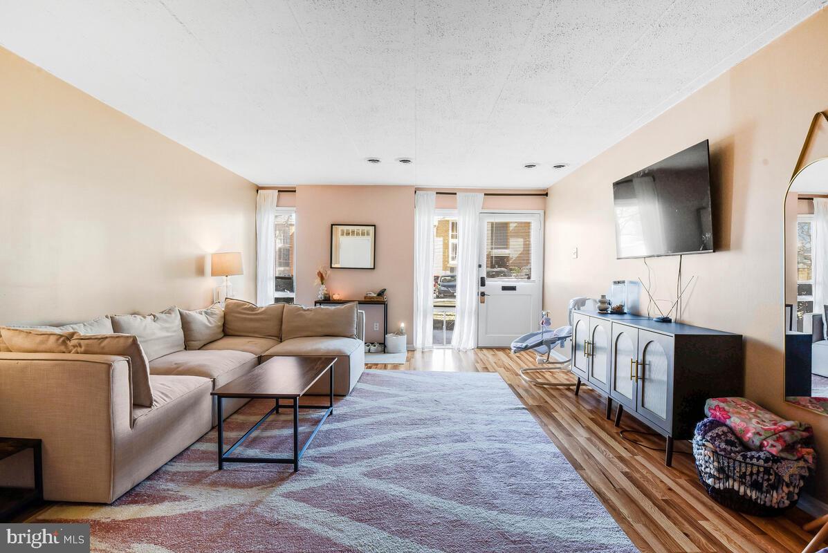 HUNTINGTON CLUB - Residential