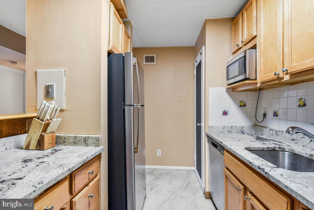 HUNTINGTON CLUB - Residential