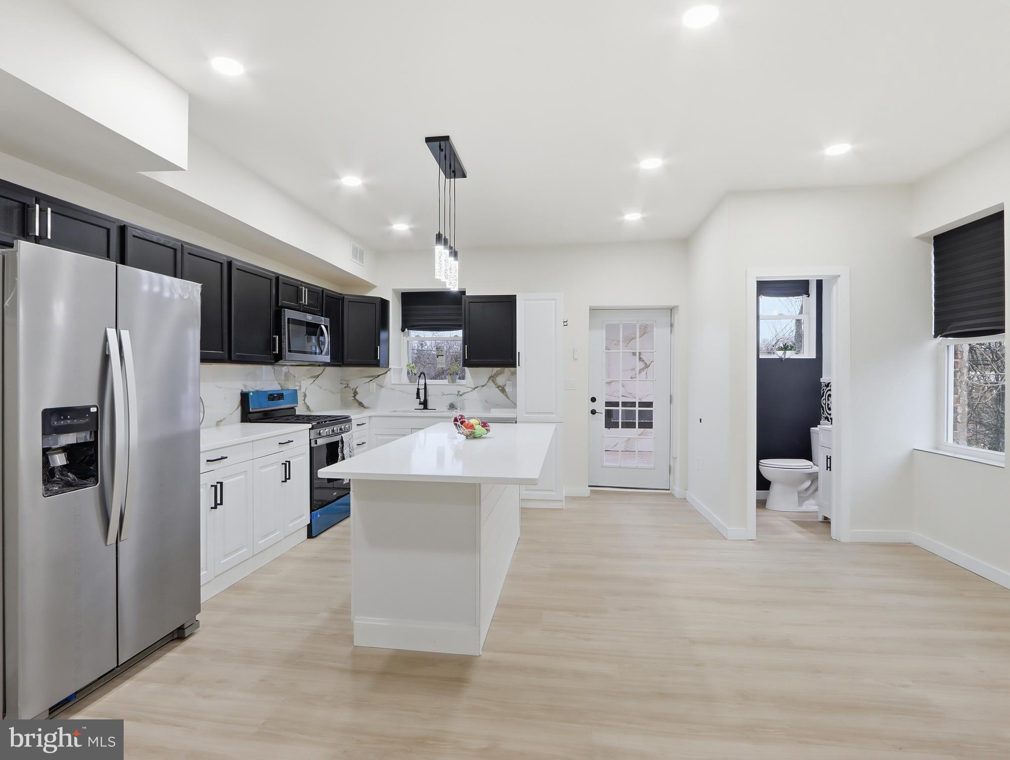 PEN LUCY - Residential