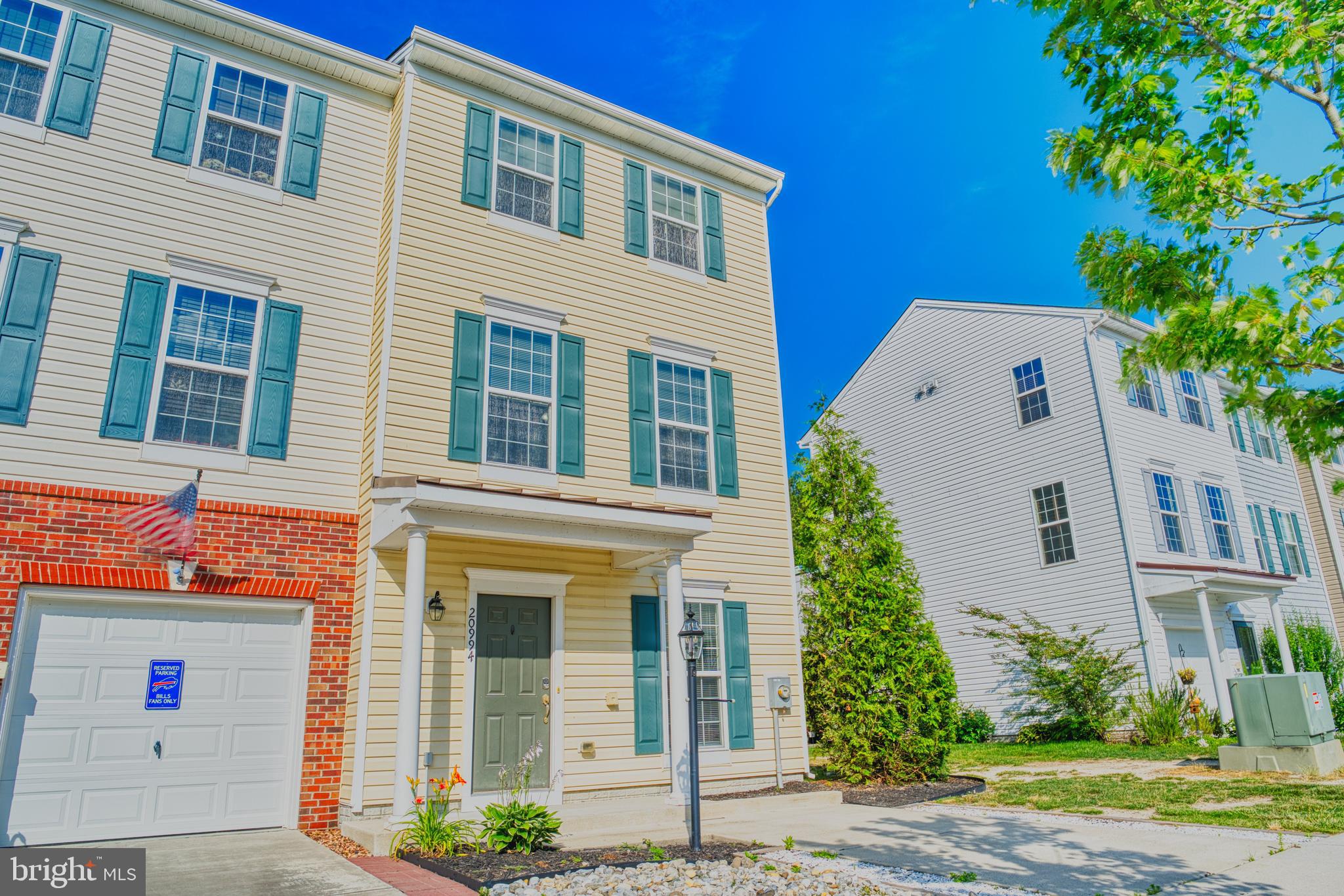 PLANTATION LAKES - Residential