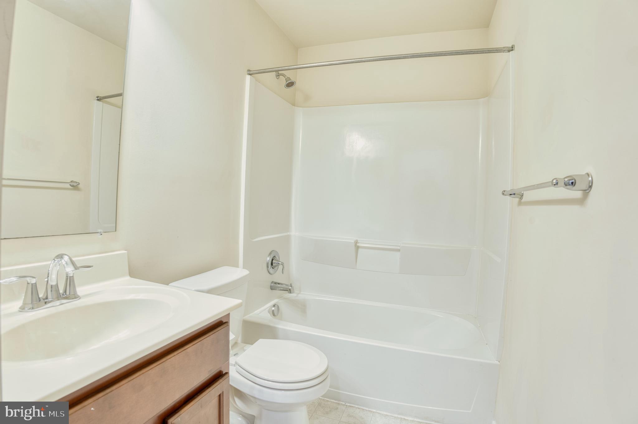 PLANTATION LAKES - Residential
