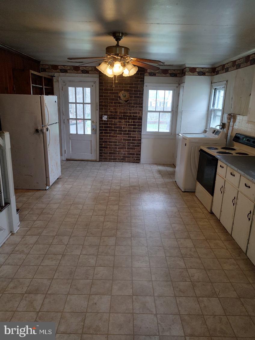 EASTON - Residential