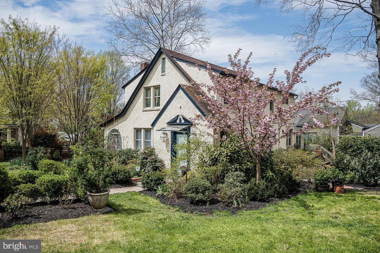 MOUNT WASHINGTON - Residential