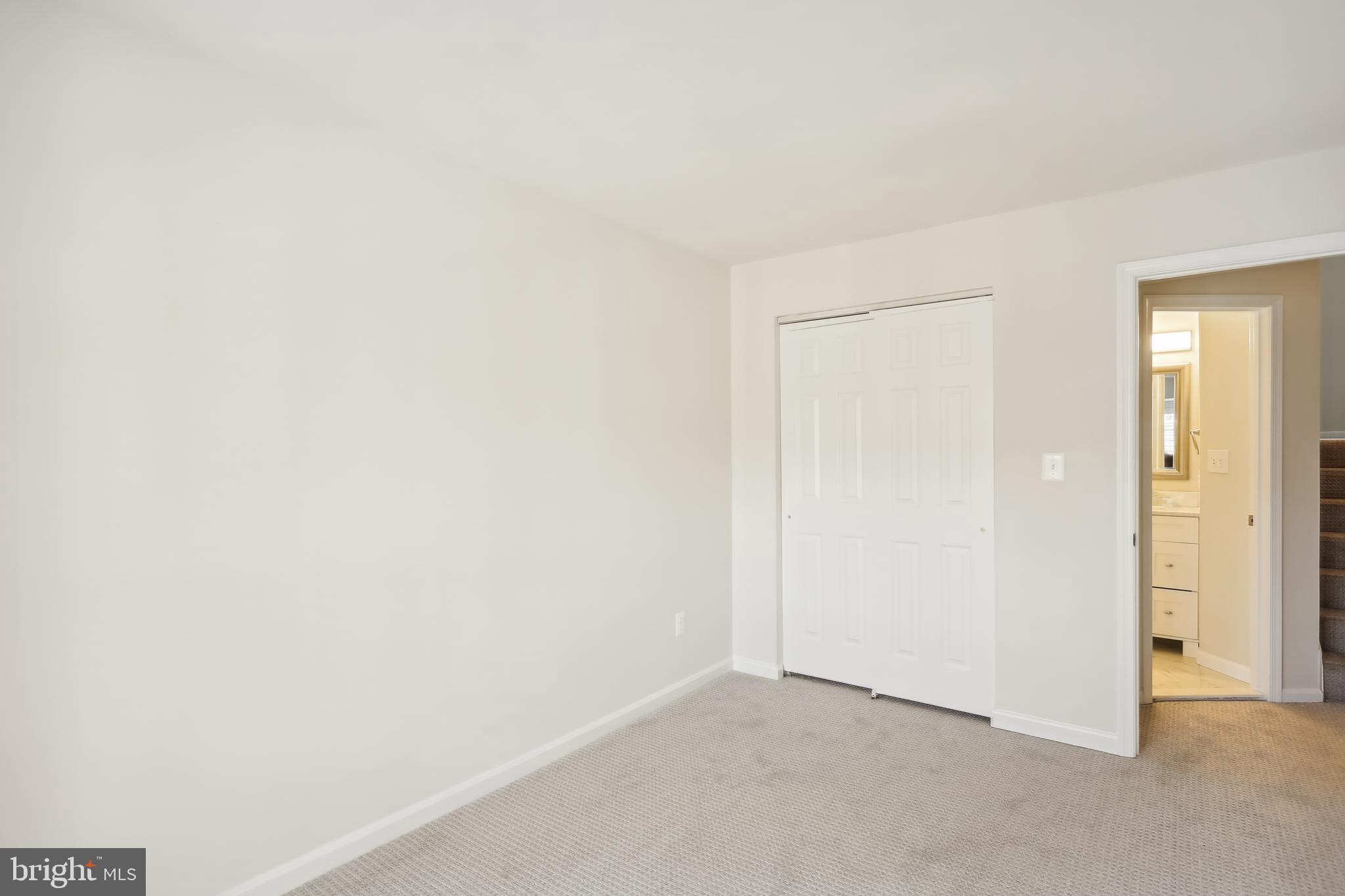 NOTTINGHAM WOODS - Residential