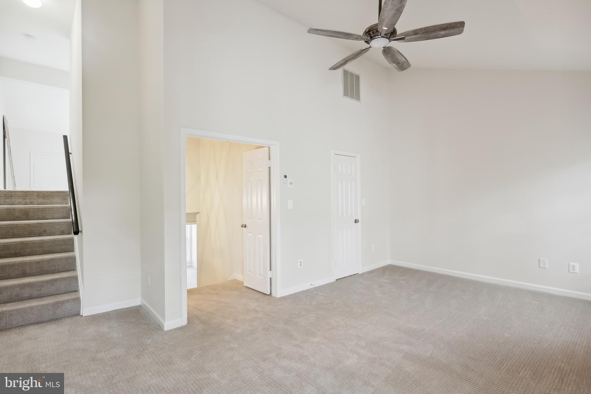 NOTTINGHAM WOODS - Residential